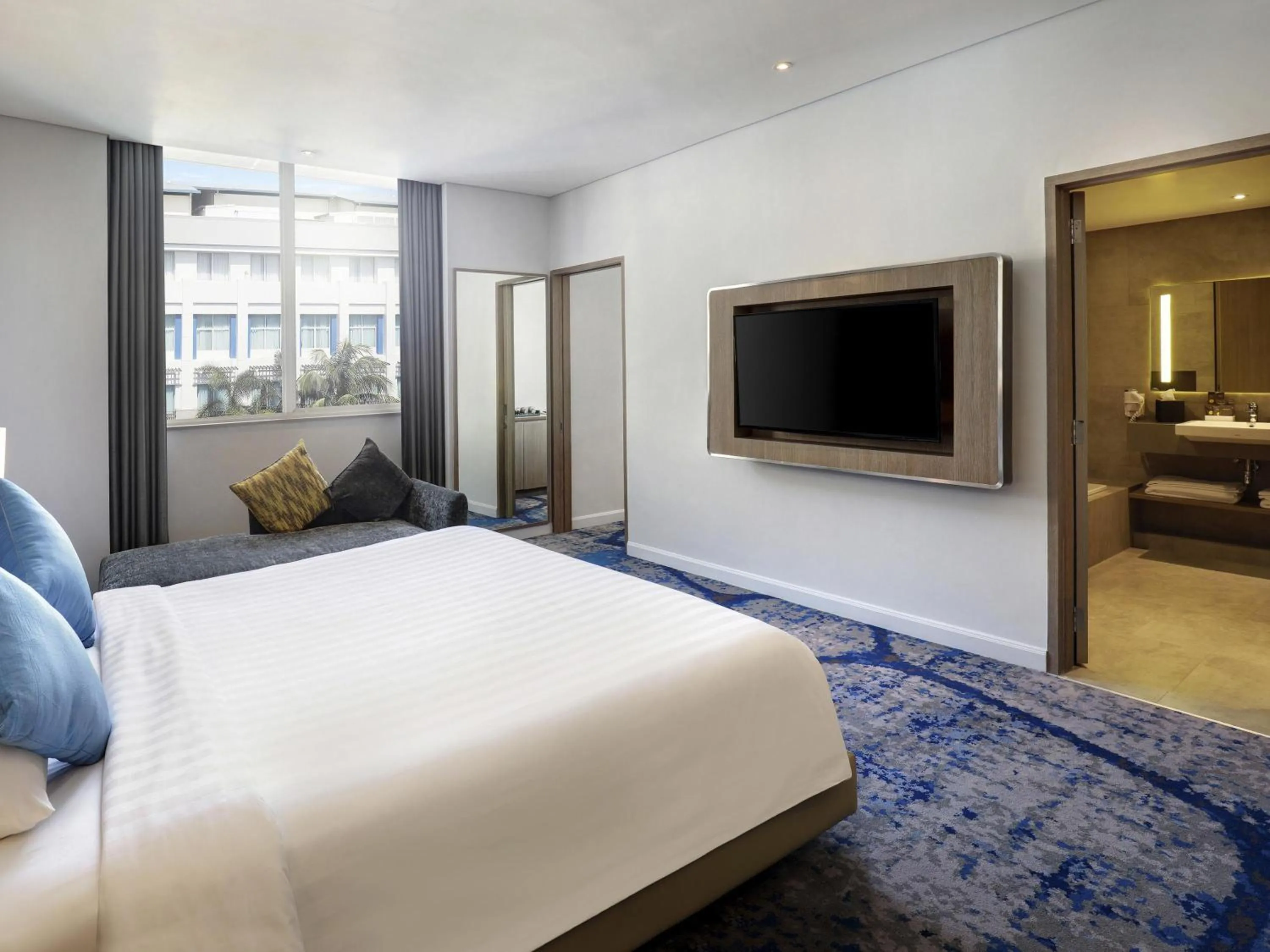 Bedroom, Bed in Novotel Jakarta Mangga Dua Square