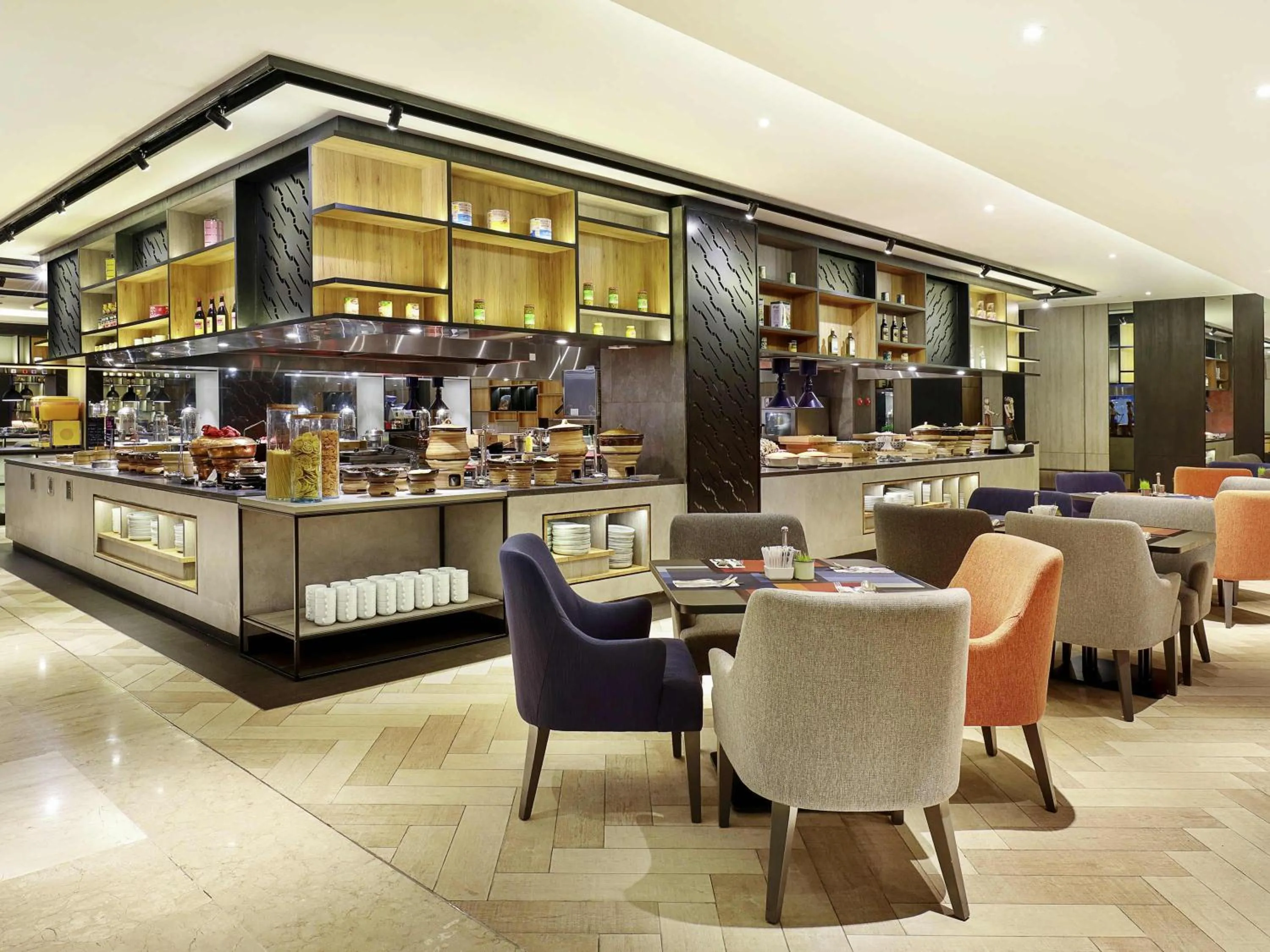 Restaurant/places to eat in Novotel Jakarta Mangga Dua Square