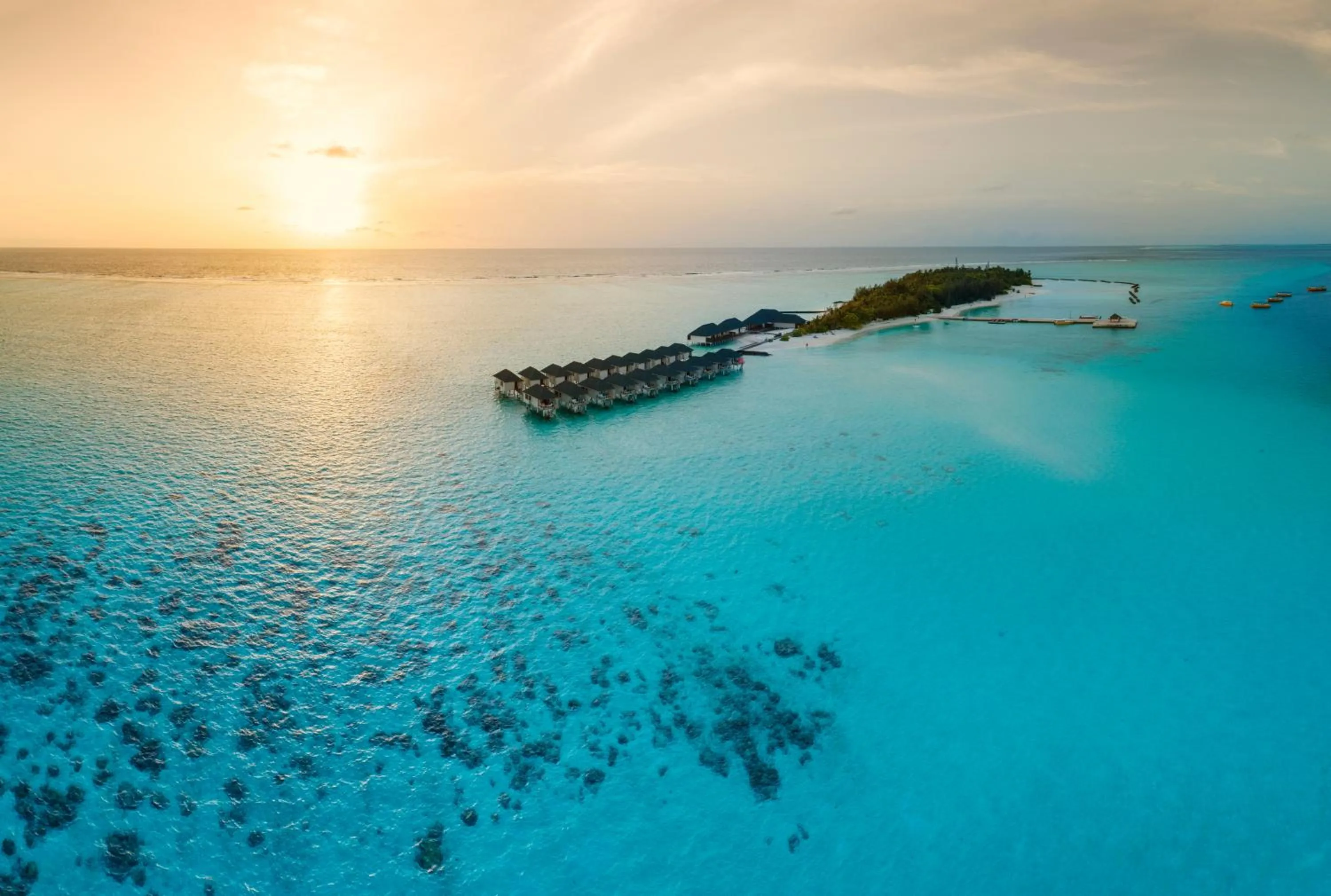 Summer Island Maldives