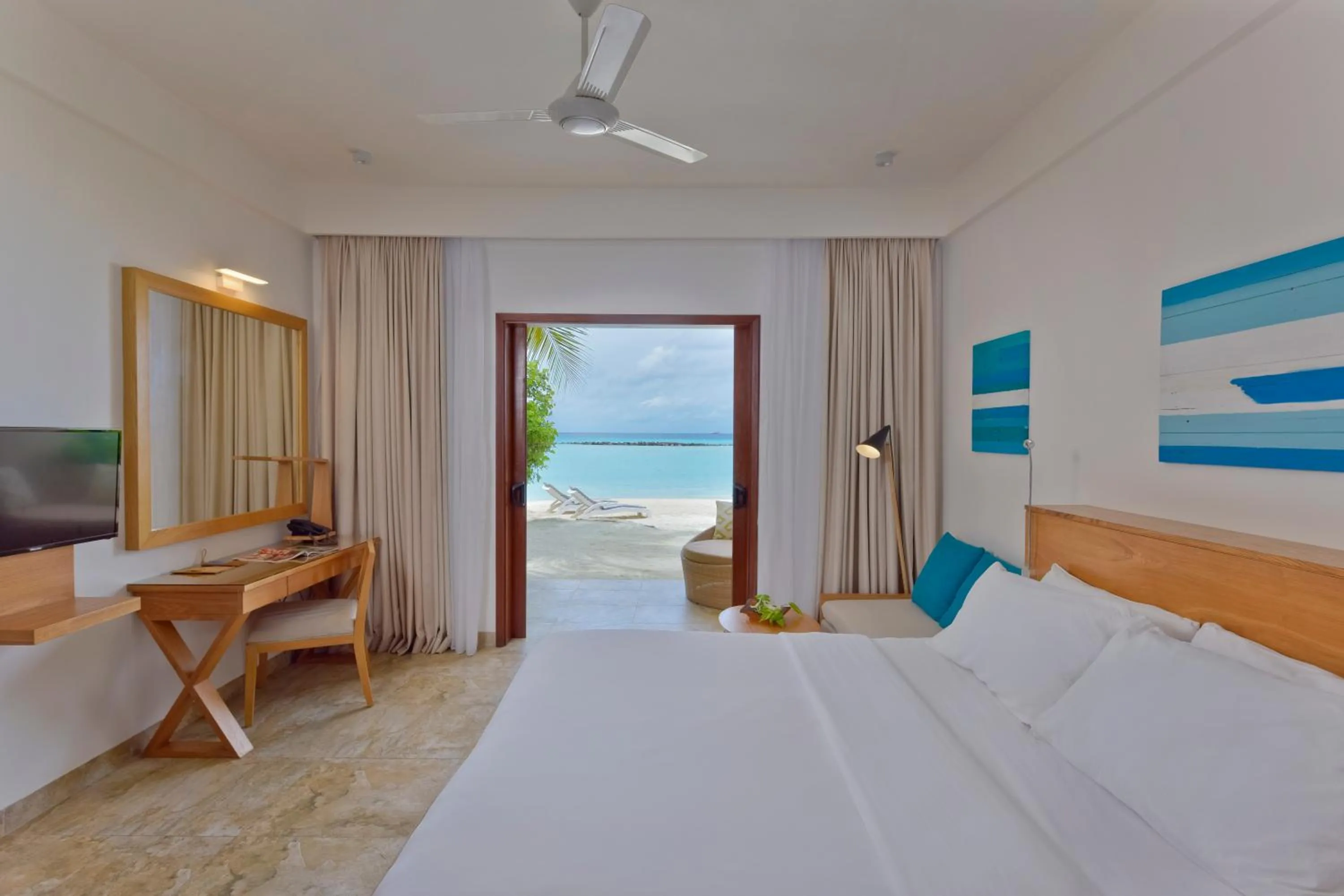 Bedroom, Bed in Summer Island Maldives