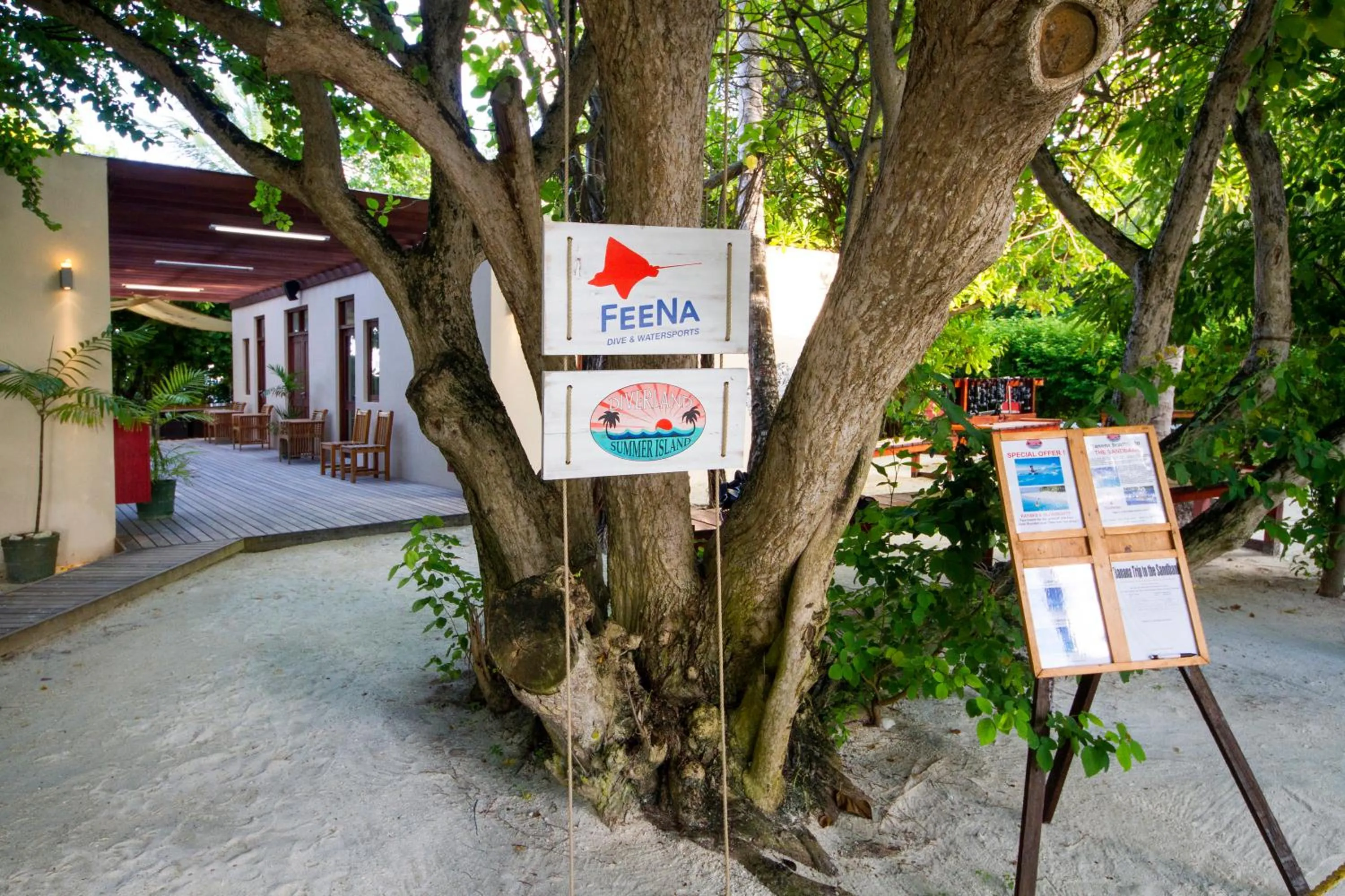 Property building in Summer Island Maldives