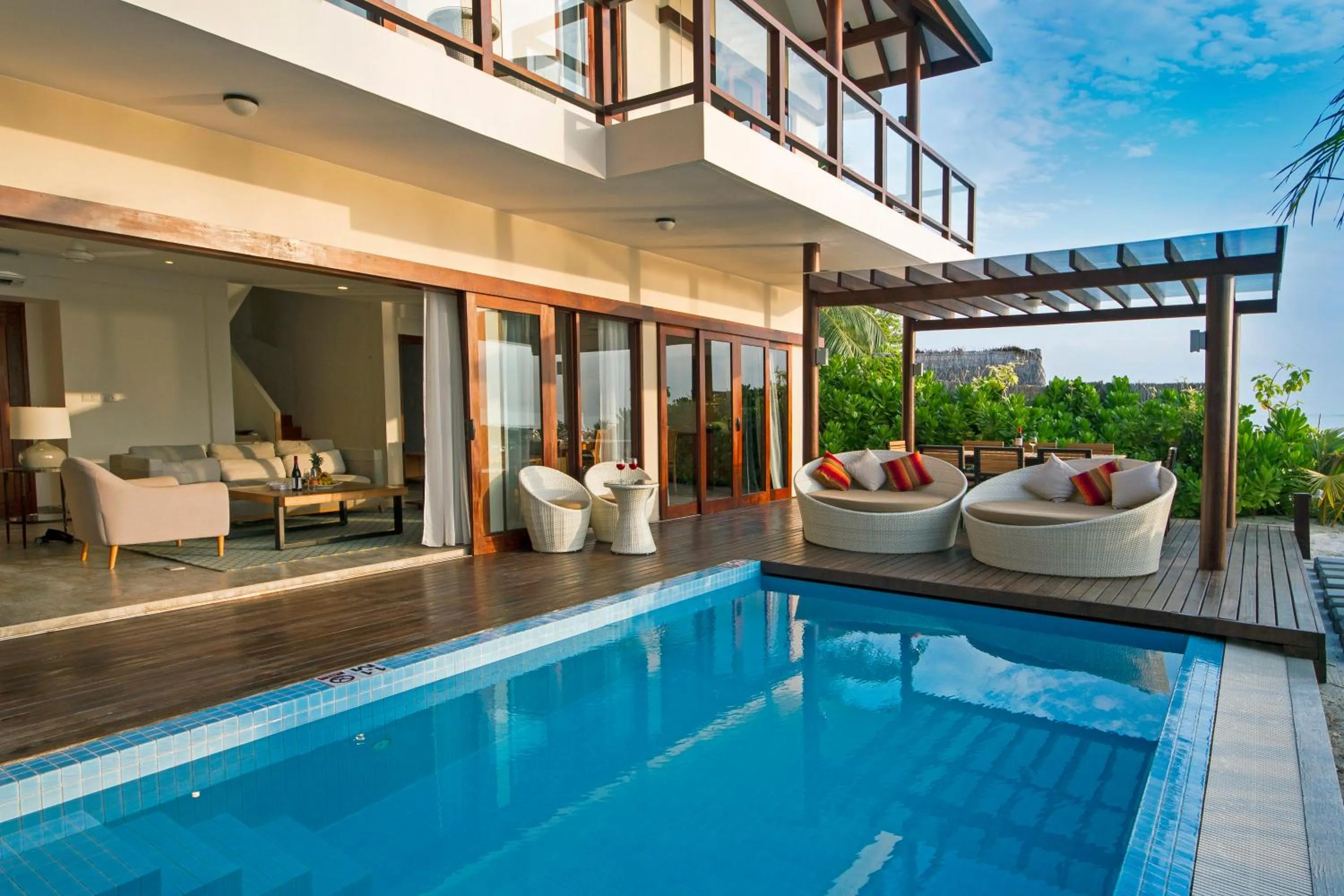 Swimming pool in Summer Island Maldives