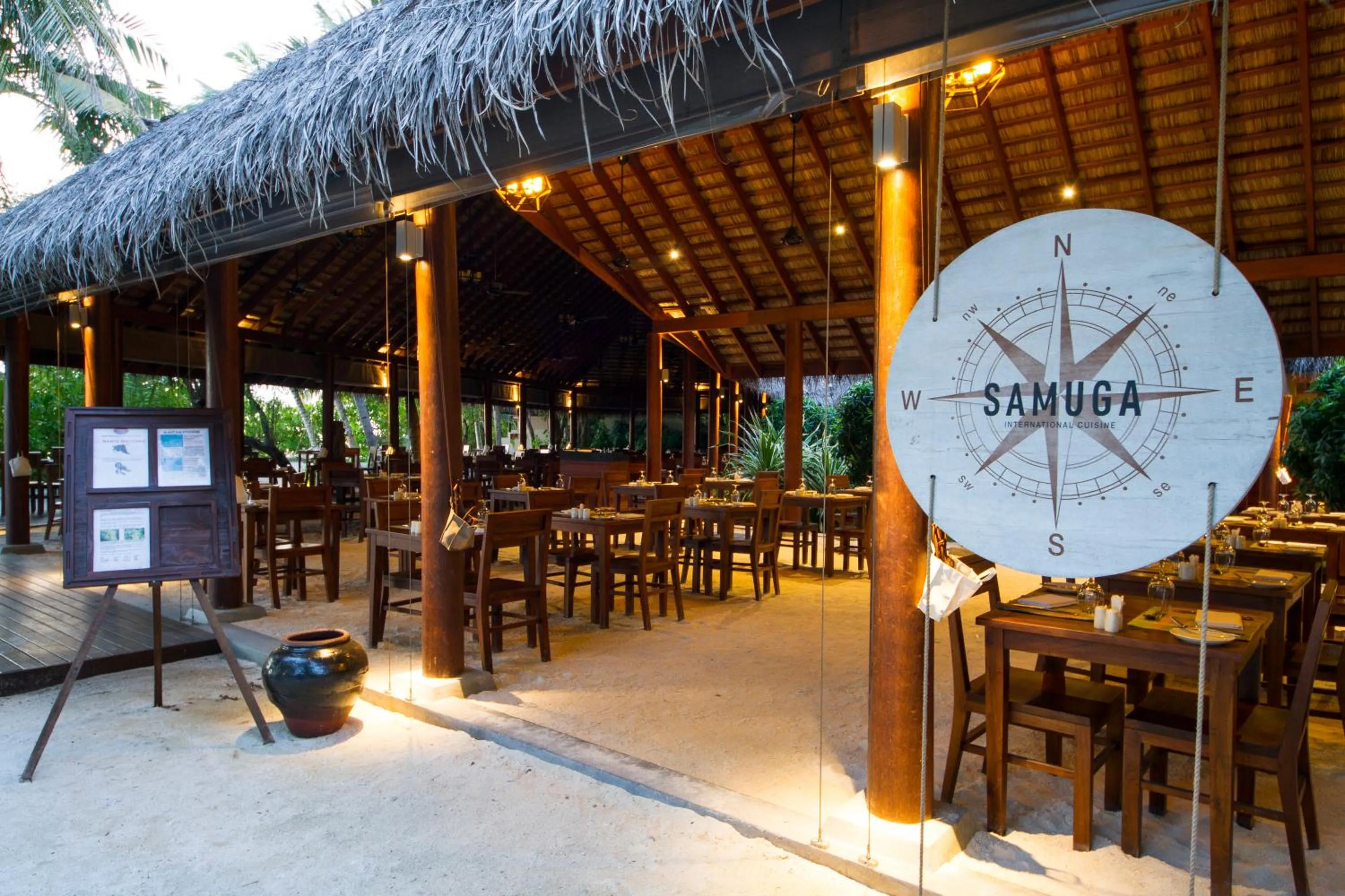 Restaurant/places to eat in Summer Island Maldives