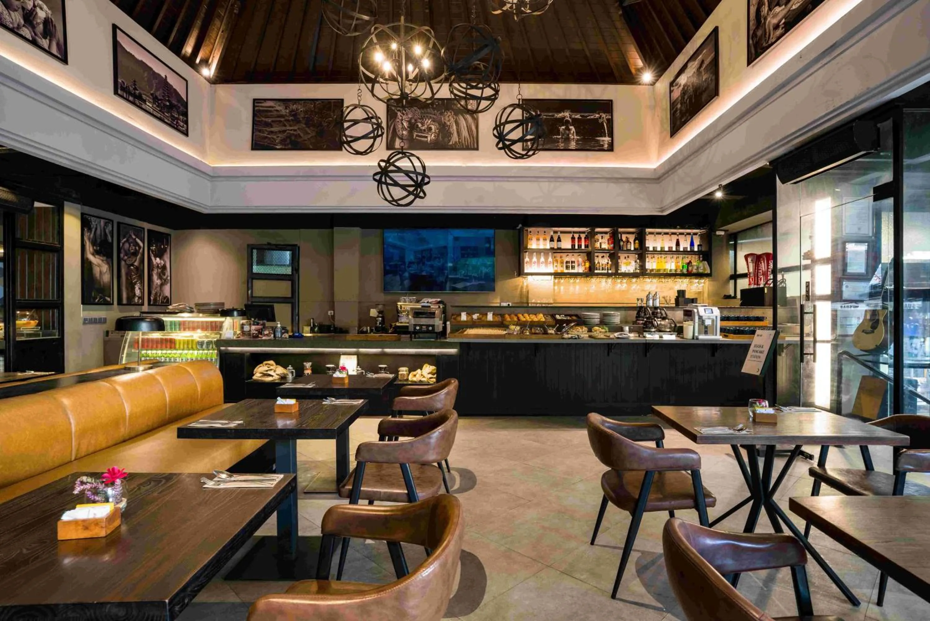 Restaurant/places to eat in The Vira Bali Boutique Hotel & Suite