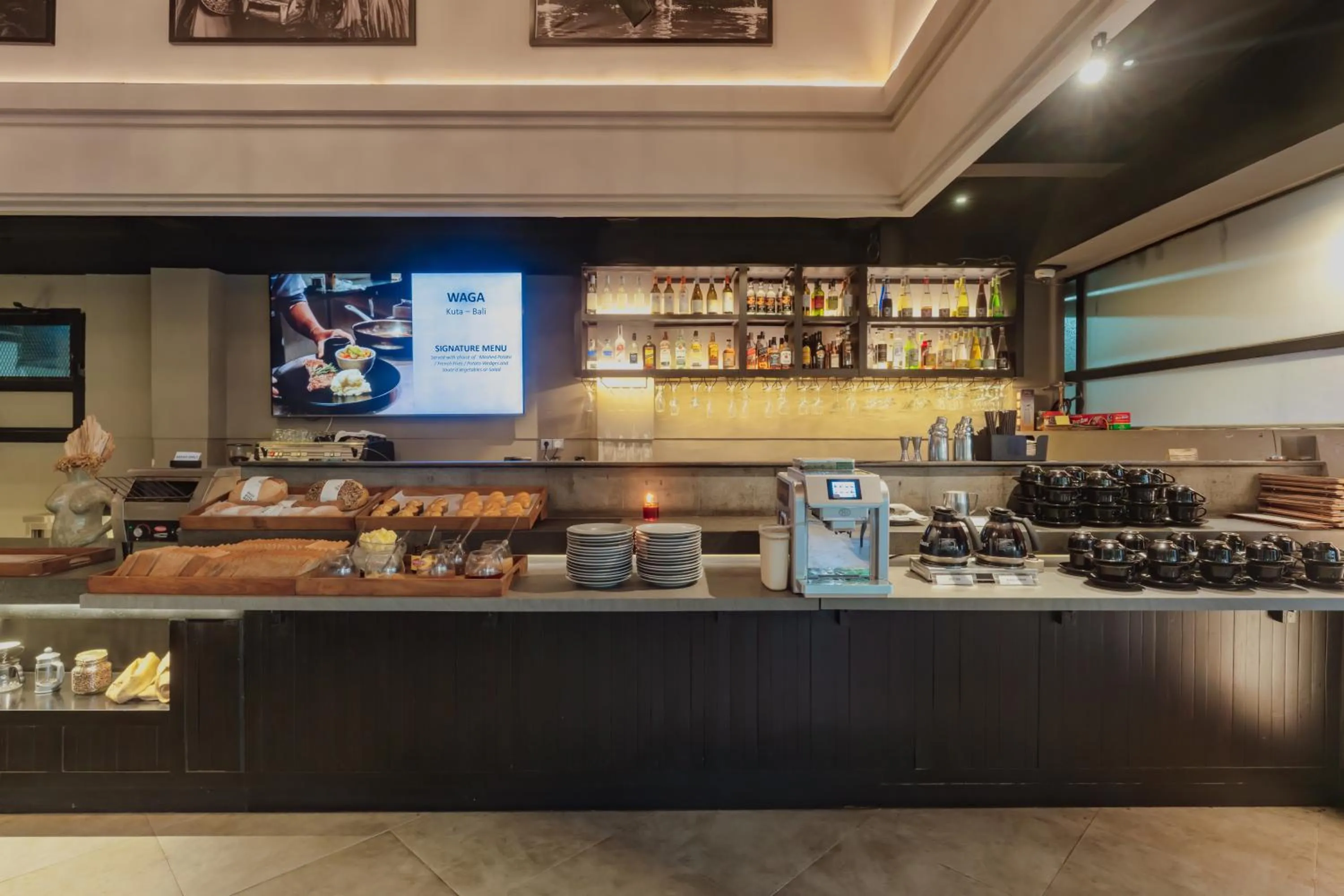 Restaurant/places to eat in The Vira Bali Boutique Hotel & Suite