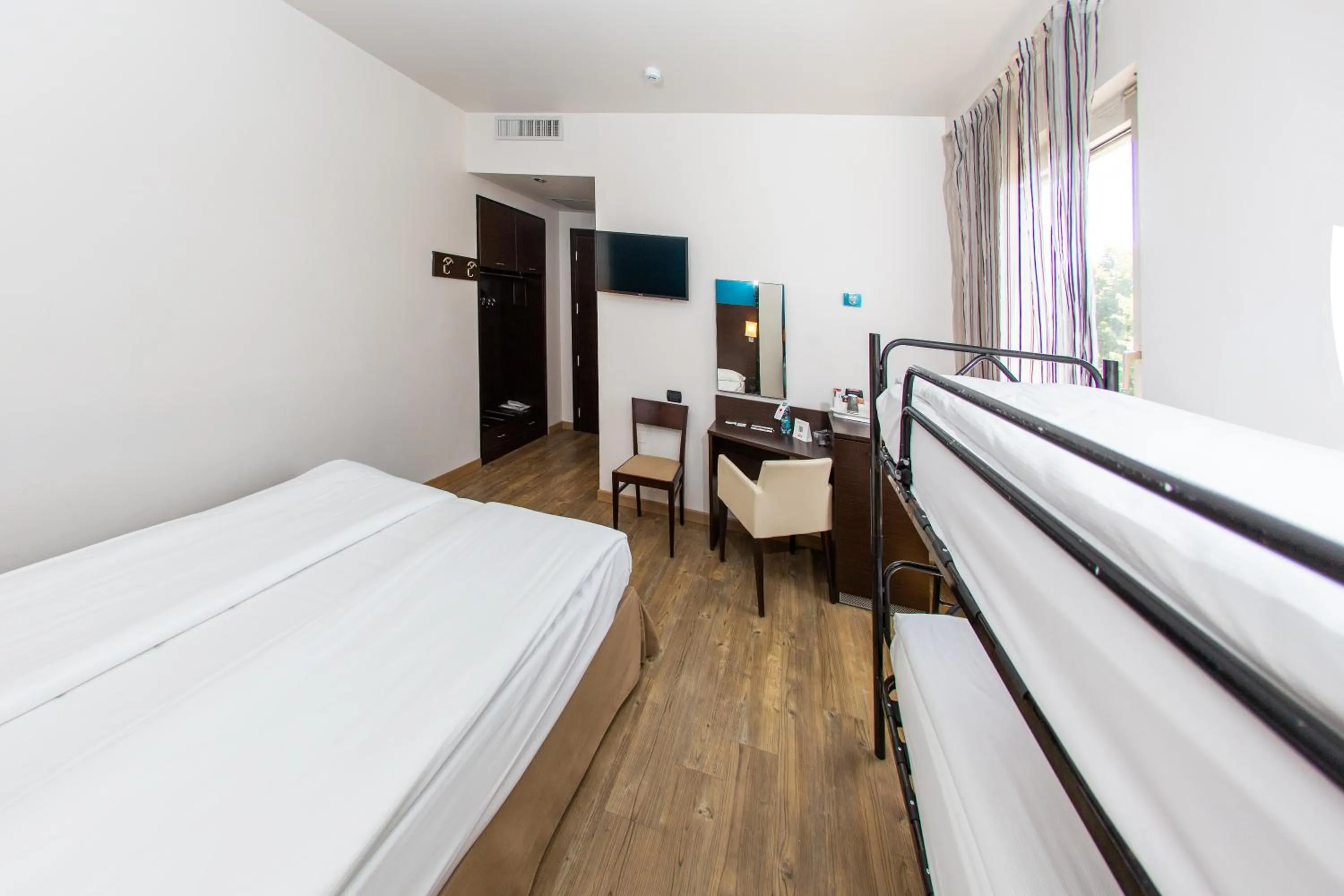 Bedroom, Bed in Hotel Bonotto