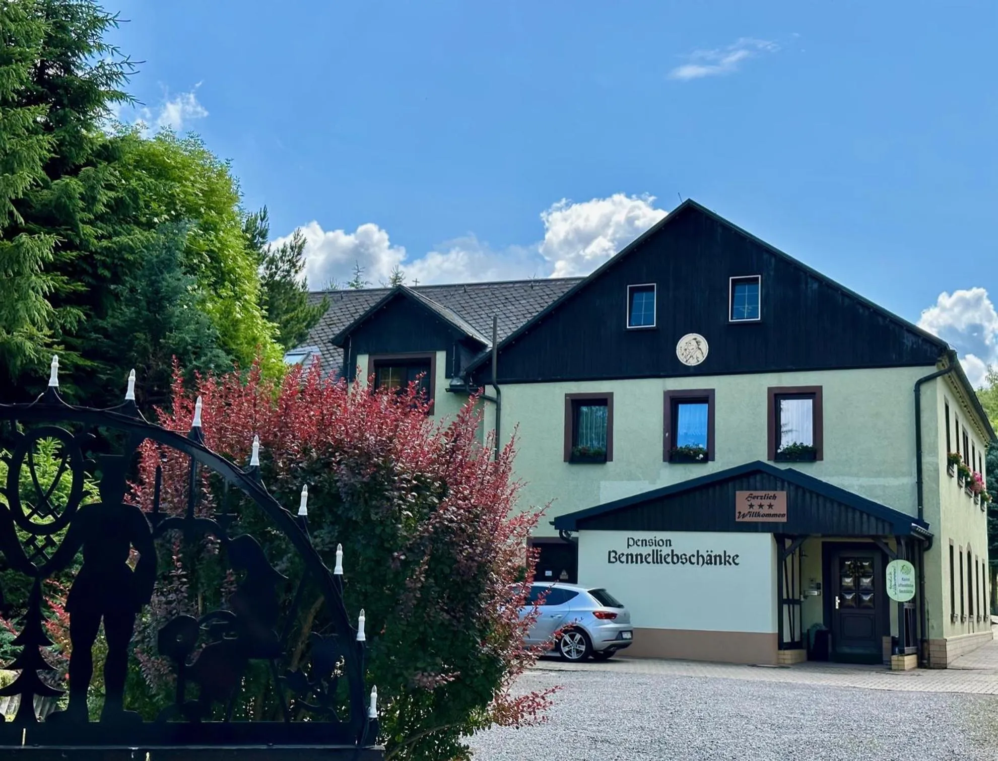 Property building in Pension Bennelliebschänke