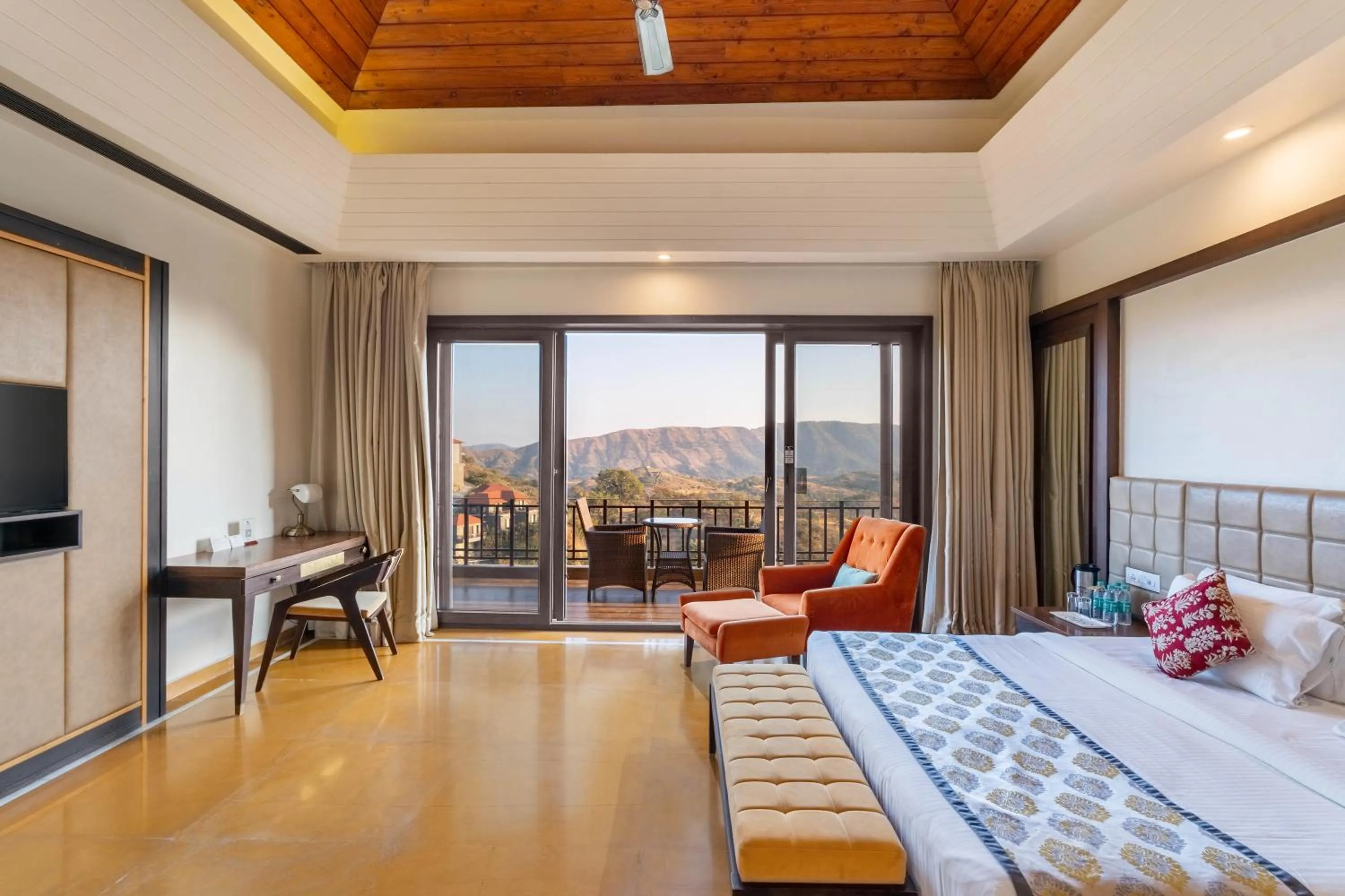 Bed in Mahua Bagh Resort Kumbhalgarh