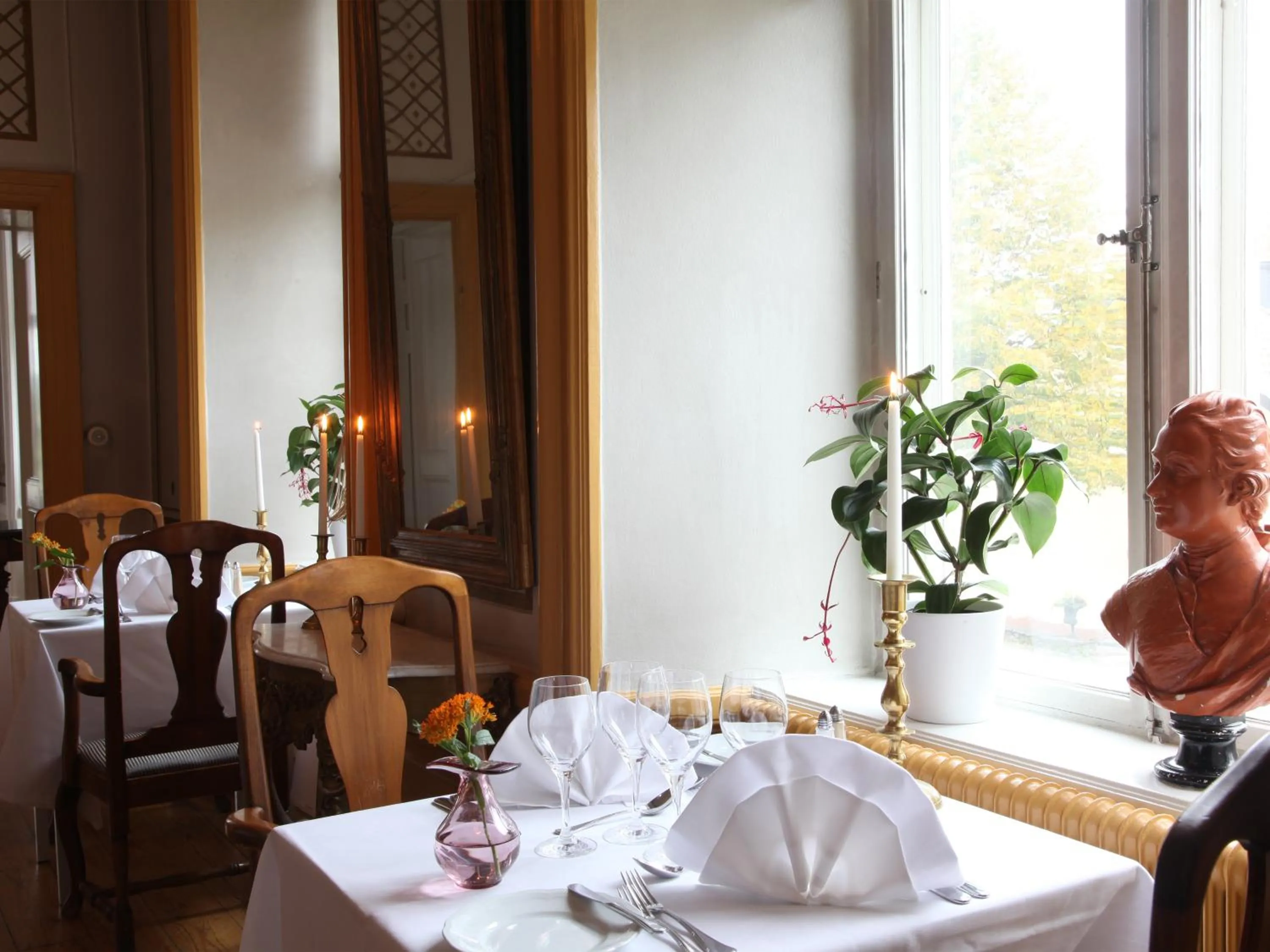 Restaurant/places to eat in Södertuna Slott