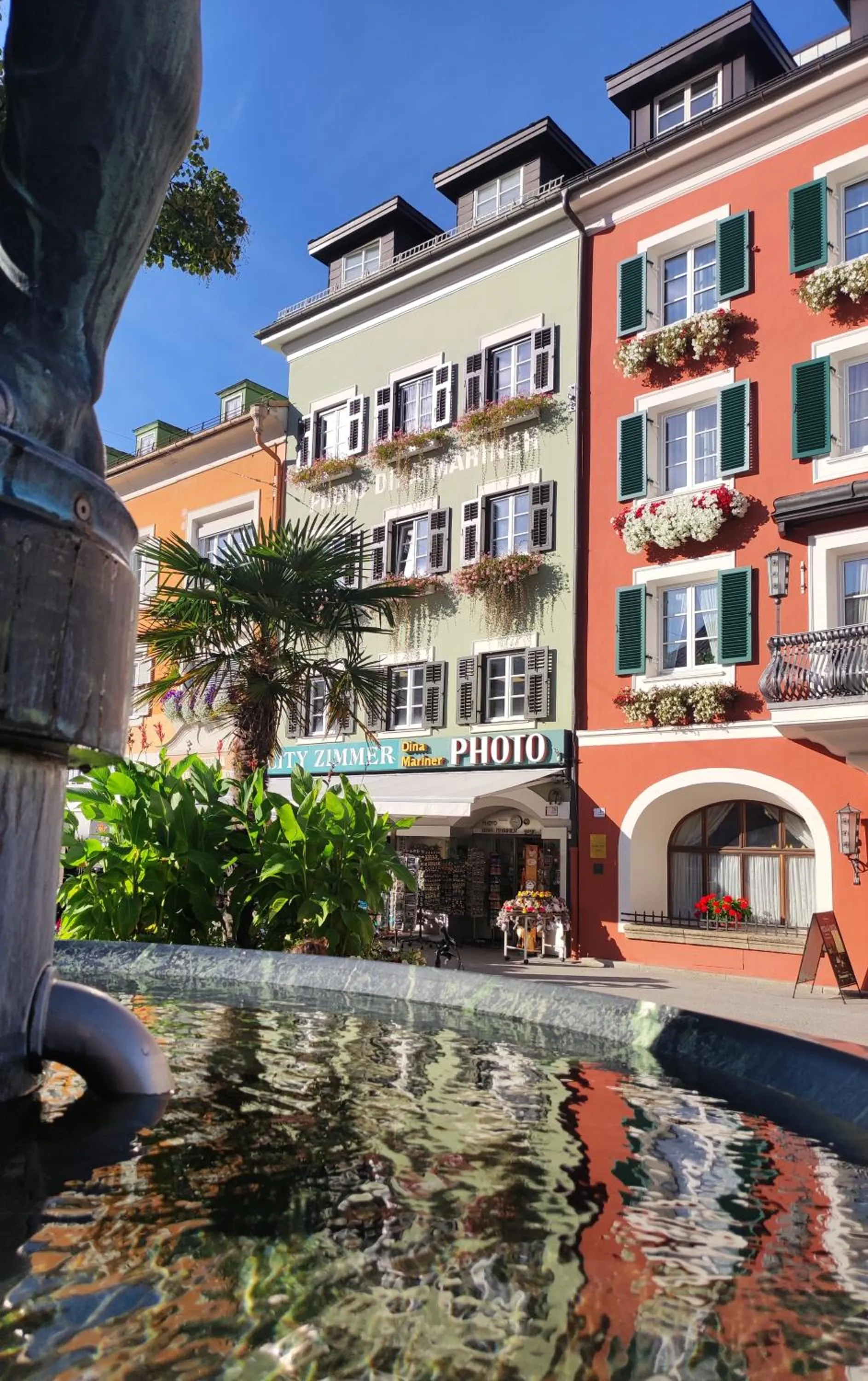 Property building in City Zimmer - Appartement Dina Mariner