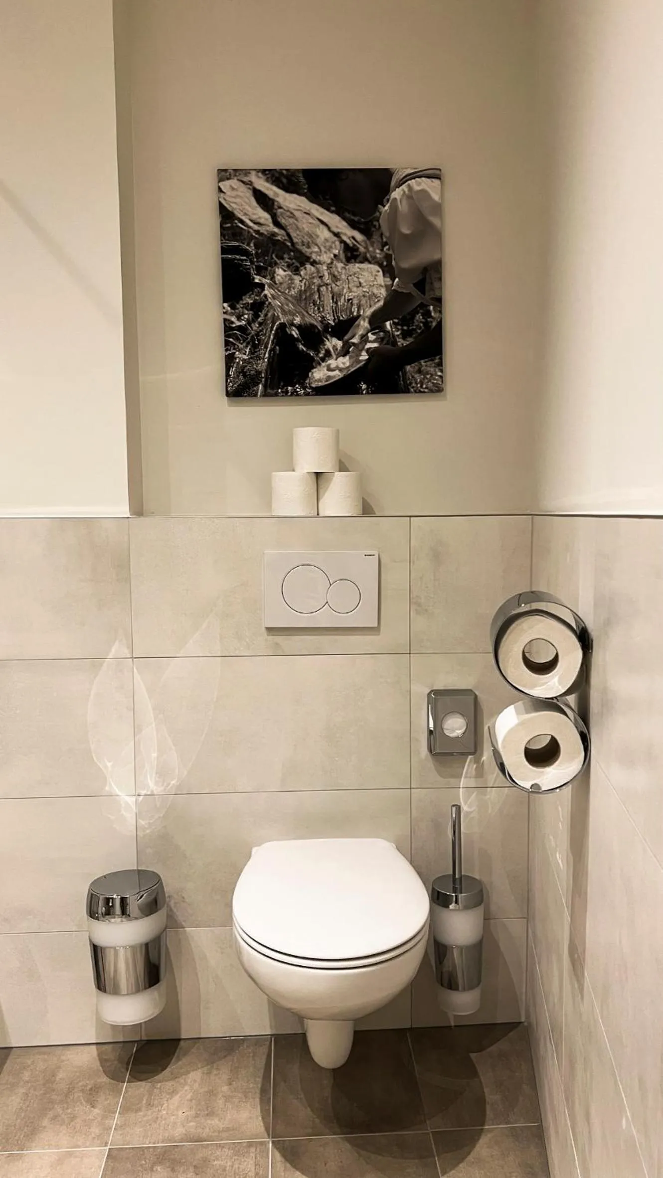 Toilet in City Zimmer - Appartement Dina Mariner