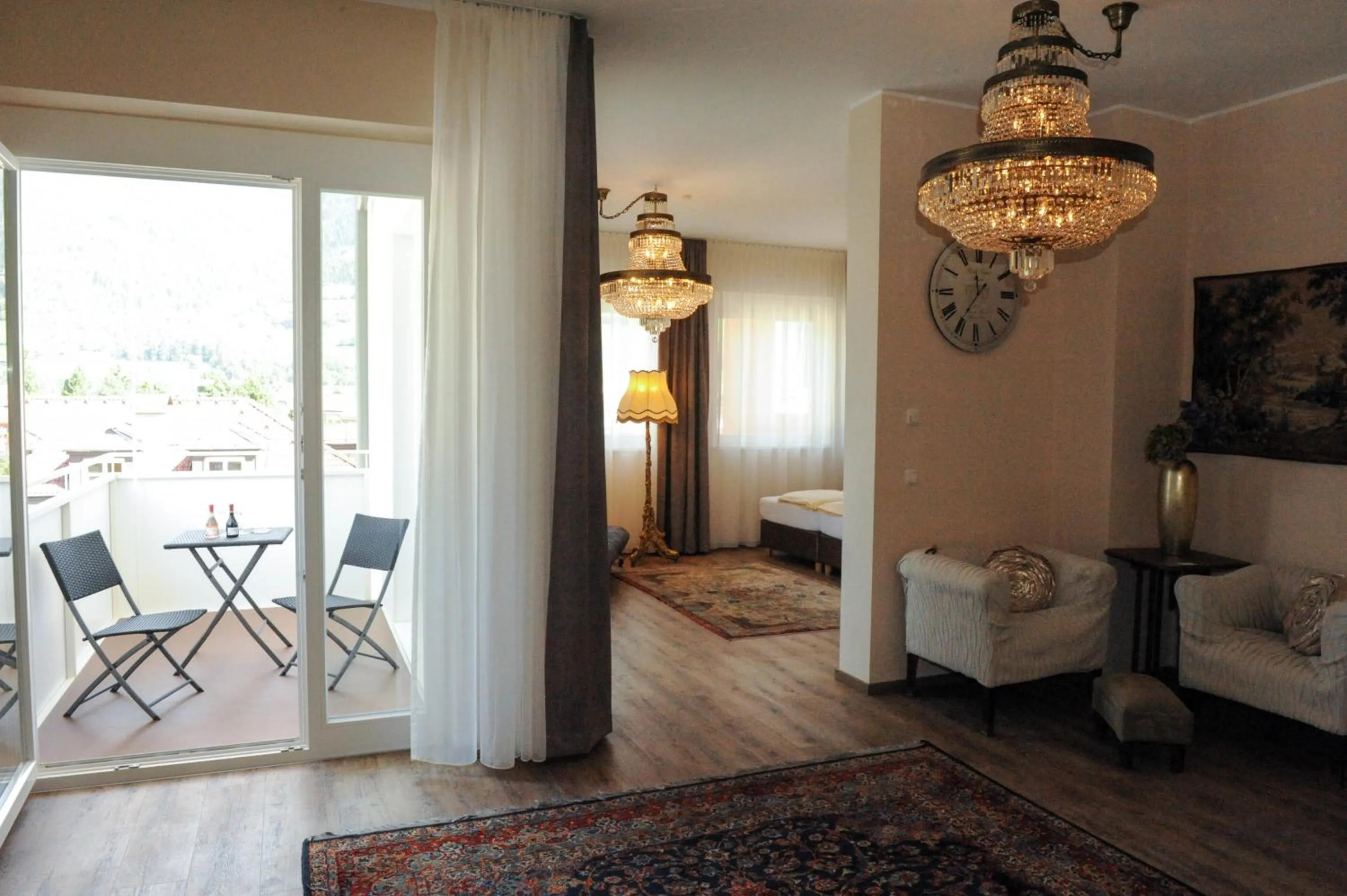 Balcony/Terrace in City Zimmer - Appartement Dina Mariner