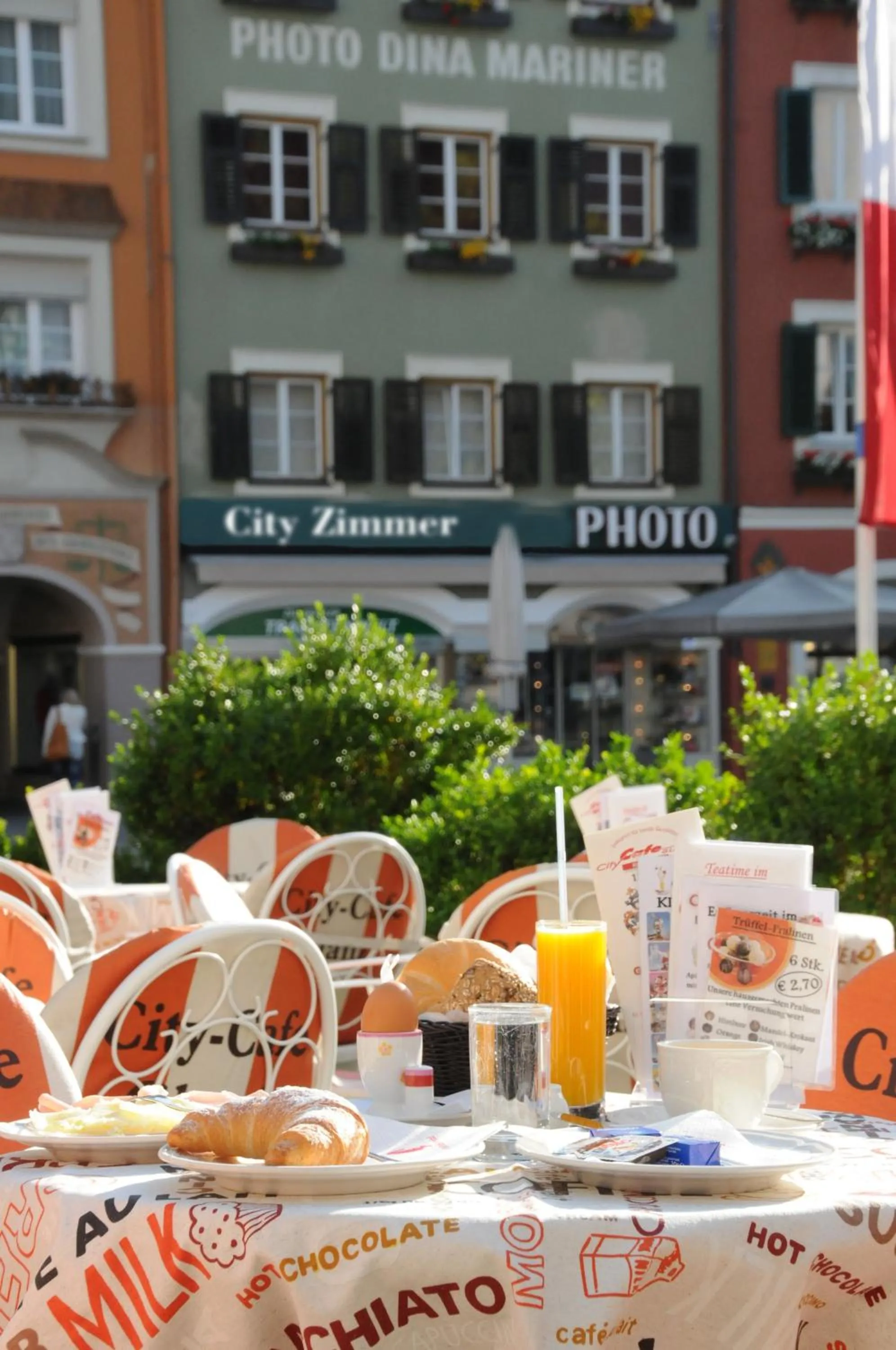 Breakfast in City Zimmer - Appartement Dina Mariner
