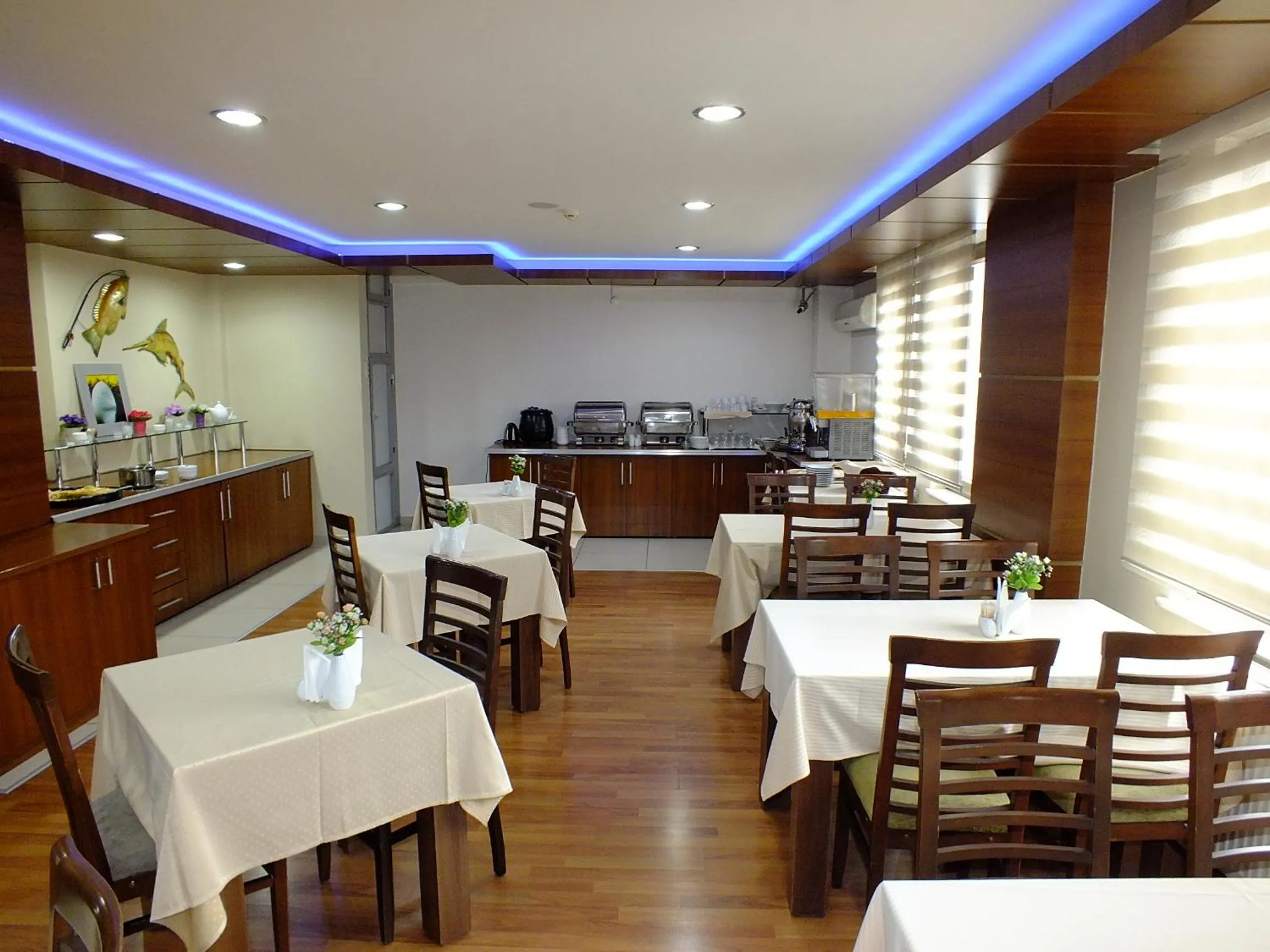 Food and drinks in Lifos Hotel