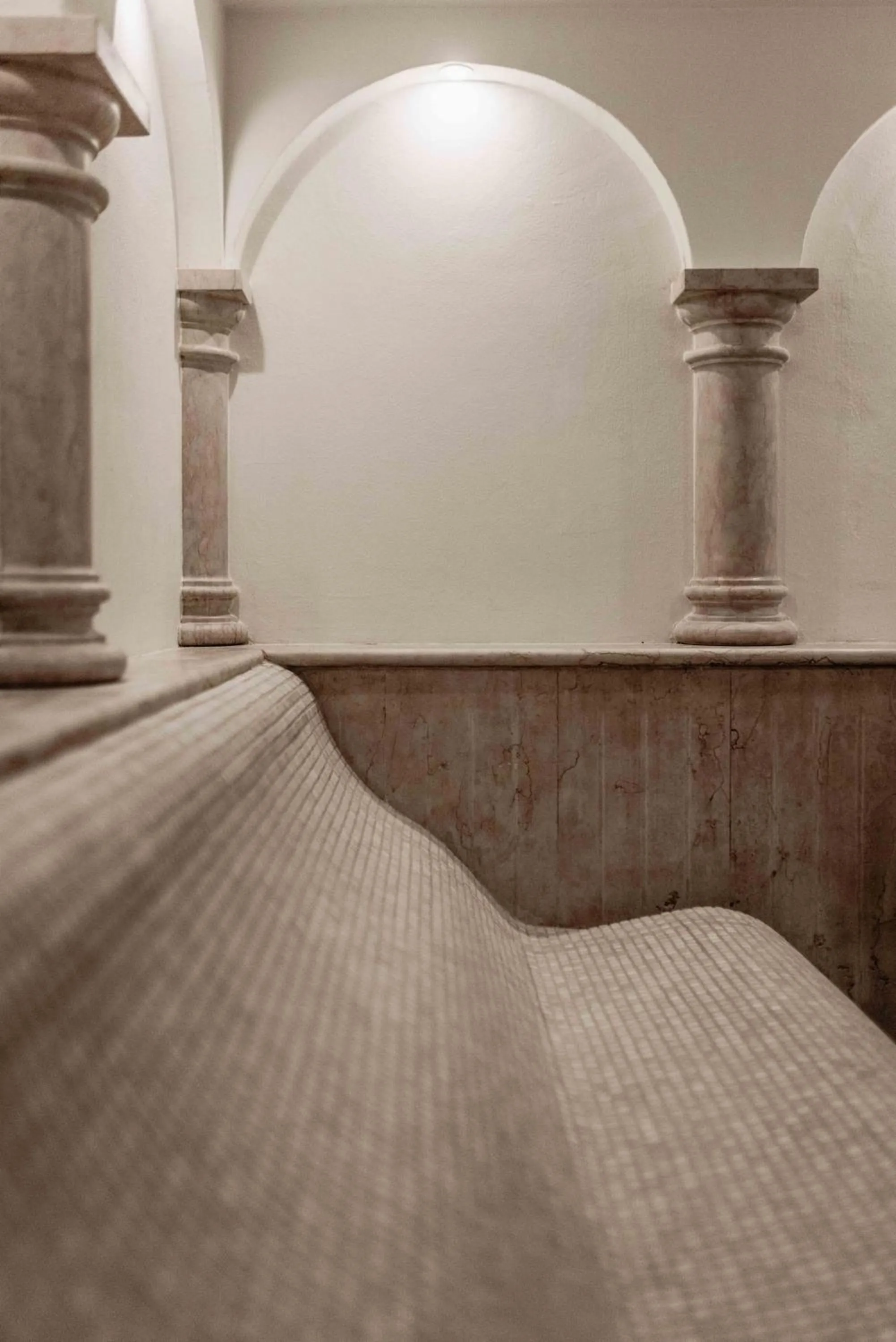 Steam room, Bed in Grand Hotel Fasano