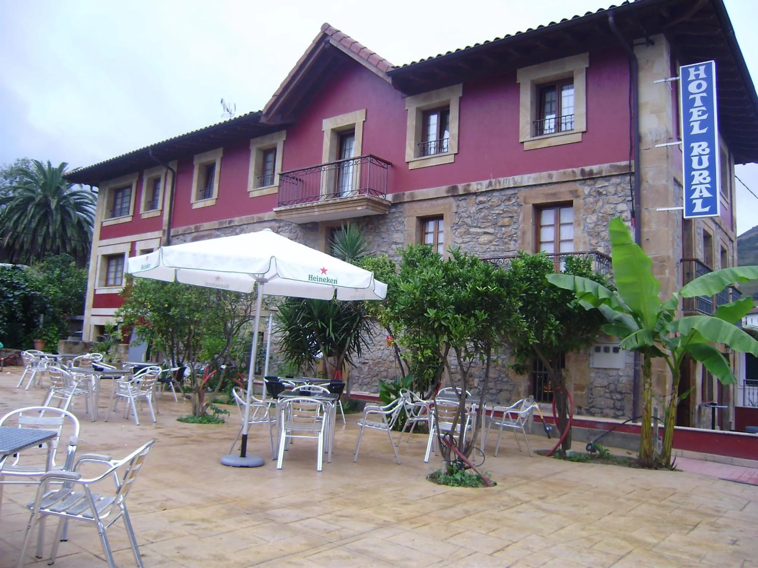 Facade/entrance in Hotel Rural Las Palmeras Muskiz