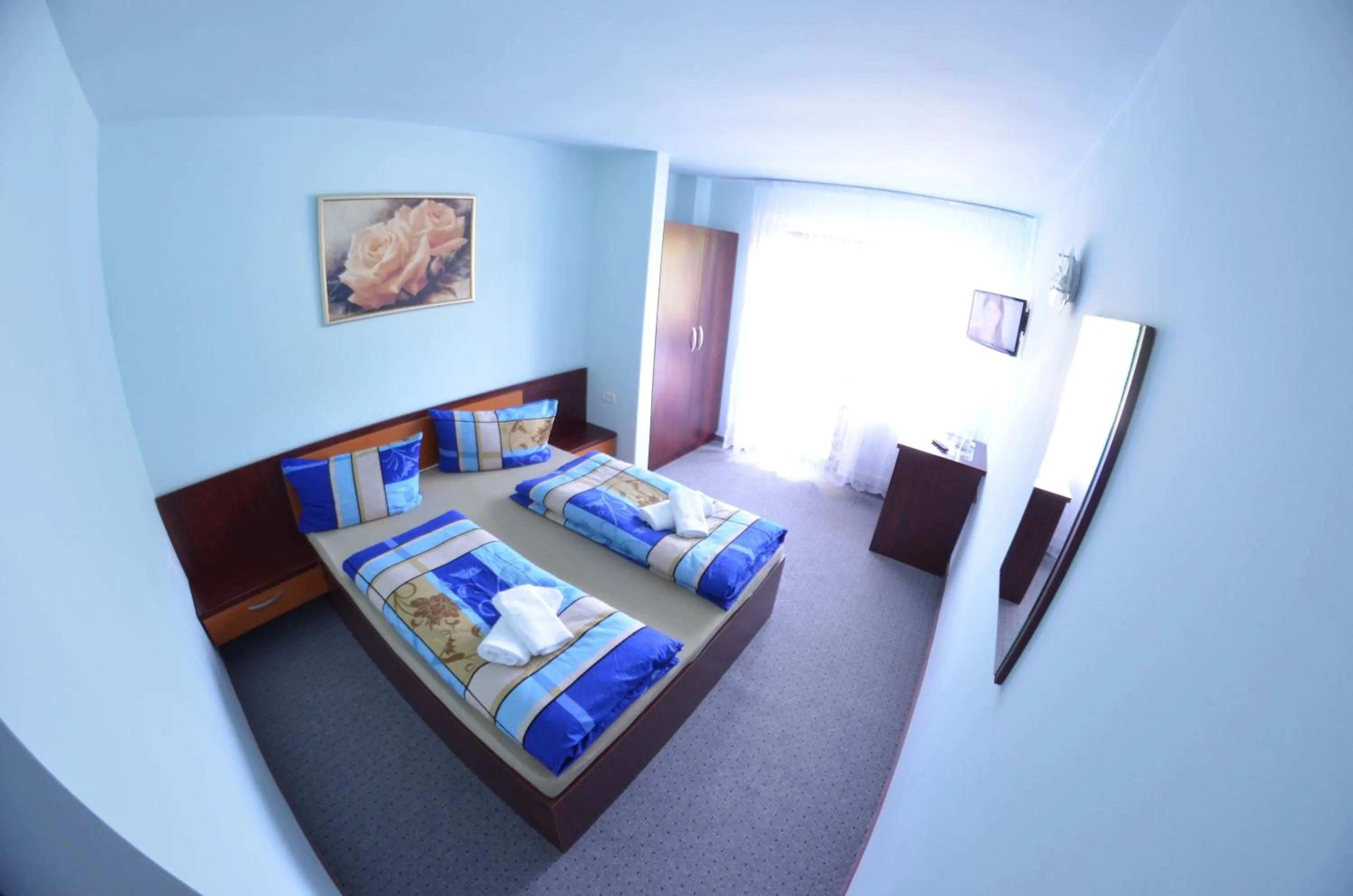 Photo of the whole room, Bed in Hotel Le Baron