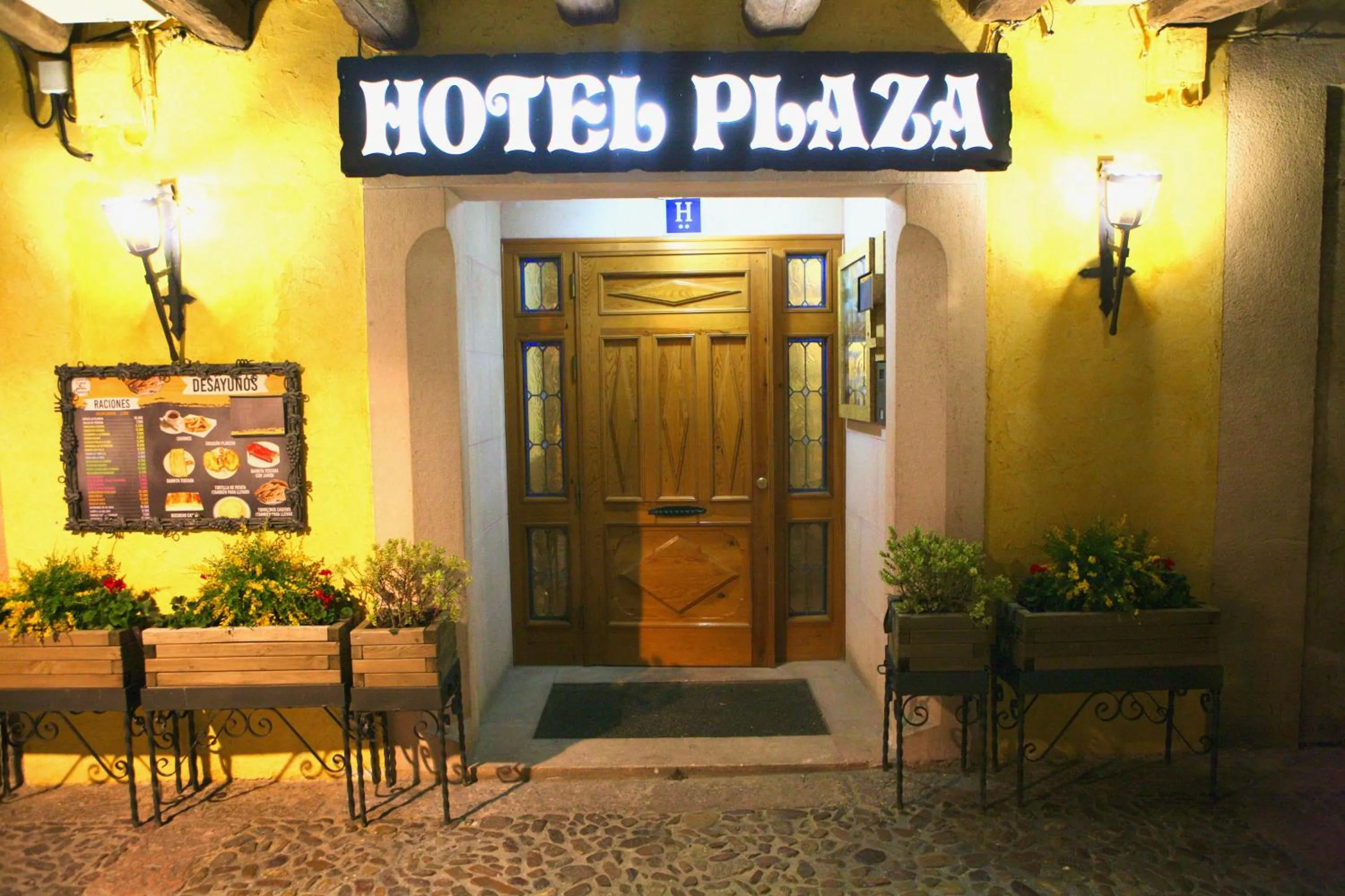 Hotel plaza