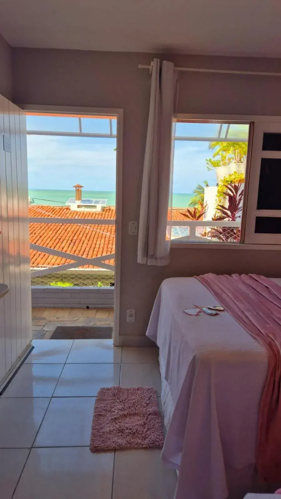 Double Room with Sea View in Pousada America do Sol Double Room with Sea View in Pousada America do Sol