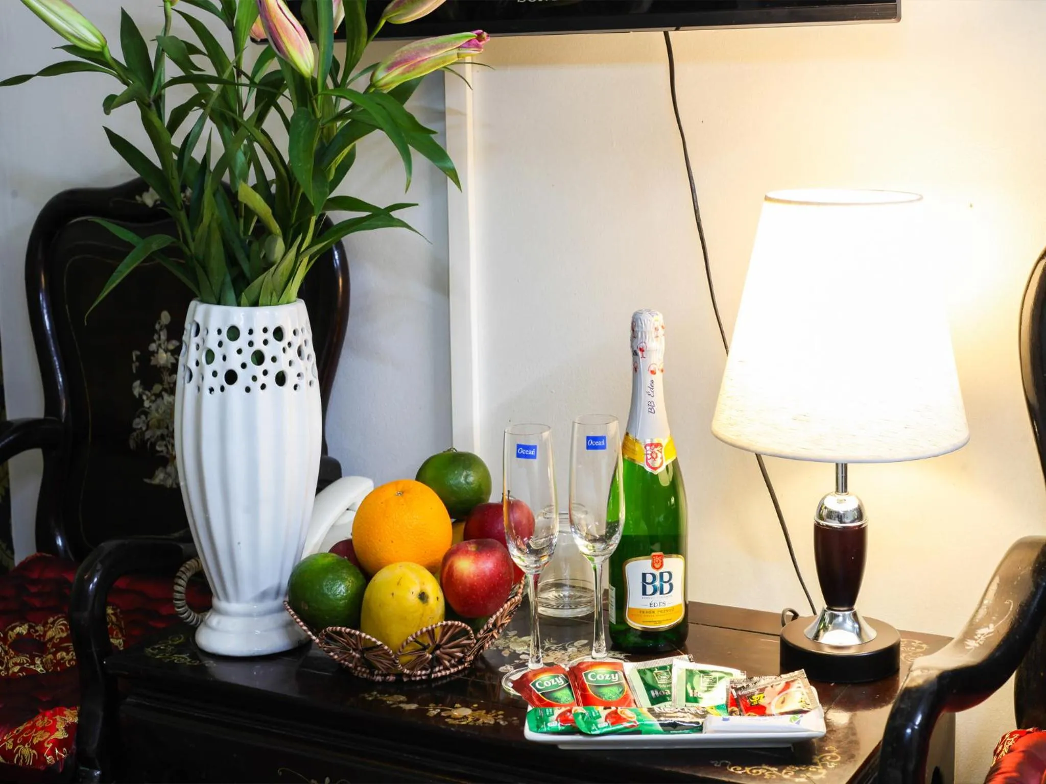 Food and drinks in Phuong Trang Hotel