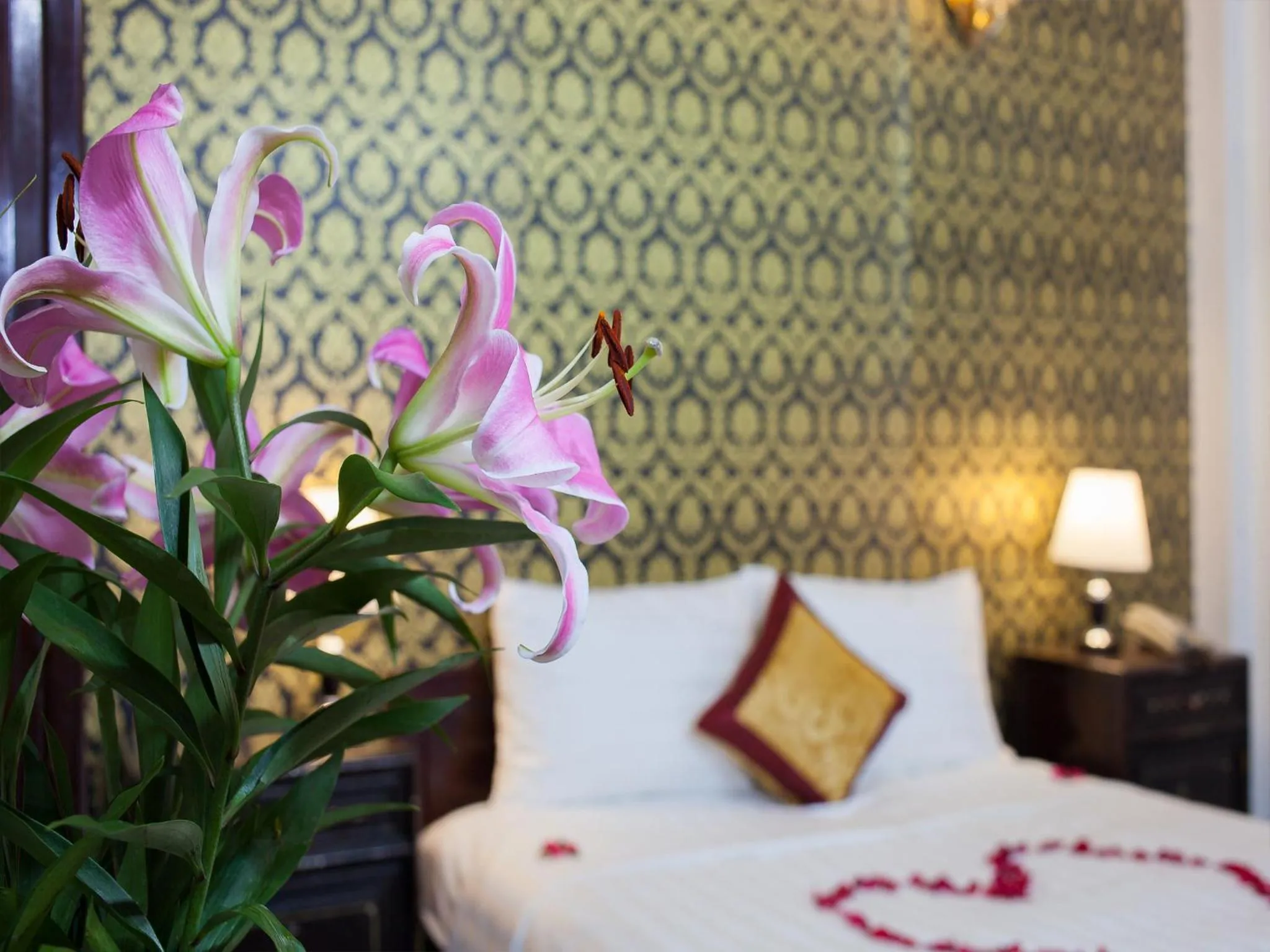 Queen Room with Two Queen Beds in Phuong Trang Hotel