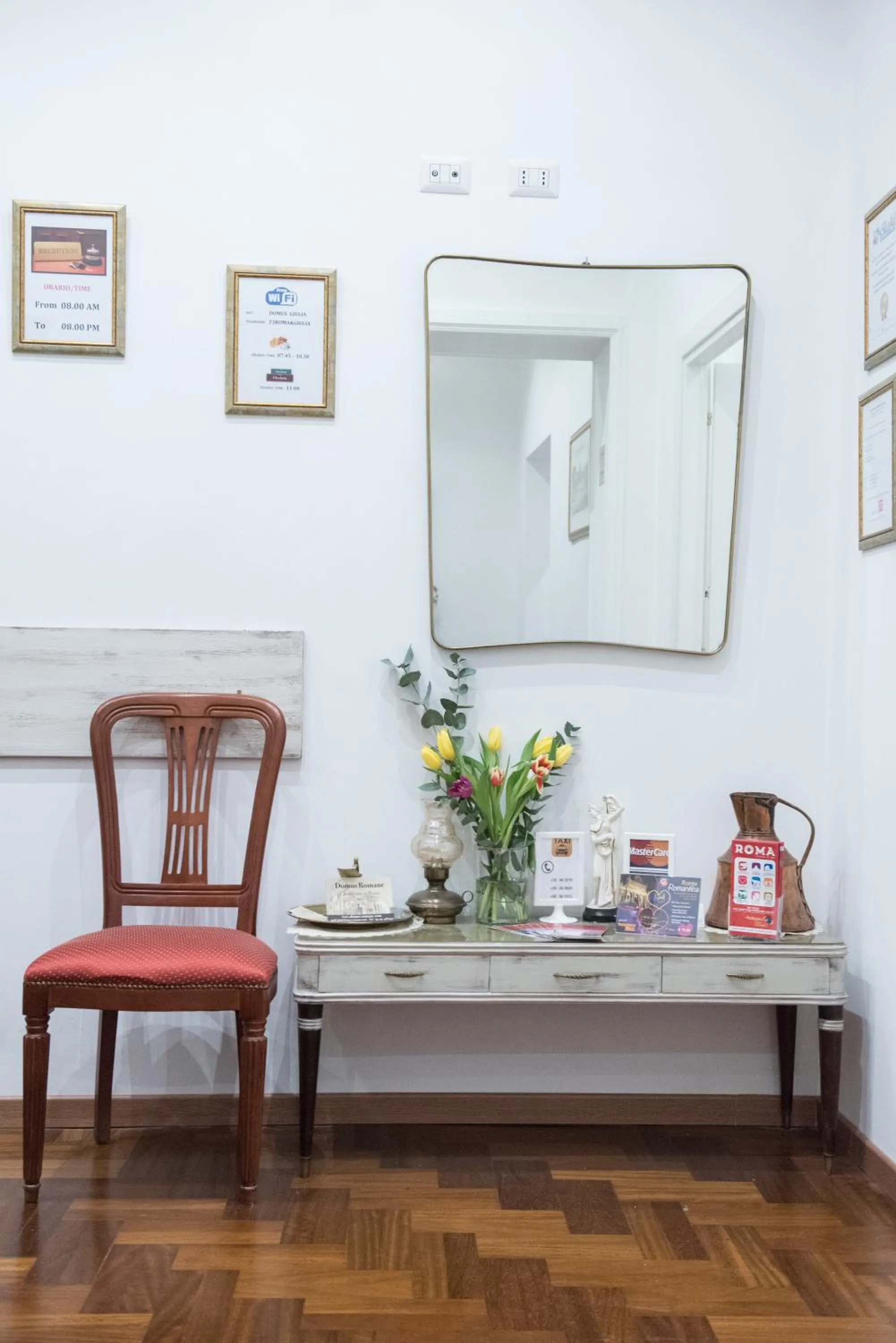 Lobby or reception in Domus Giulia