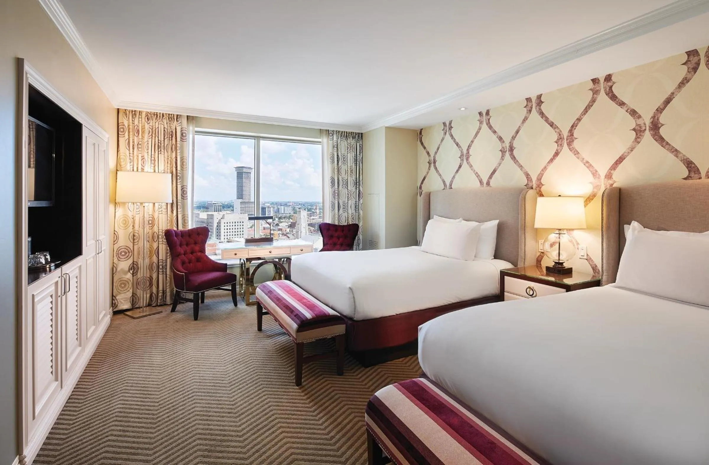 Bed in Caesars New Orleans, A Caesars Destination