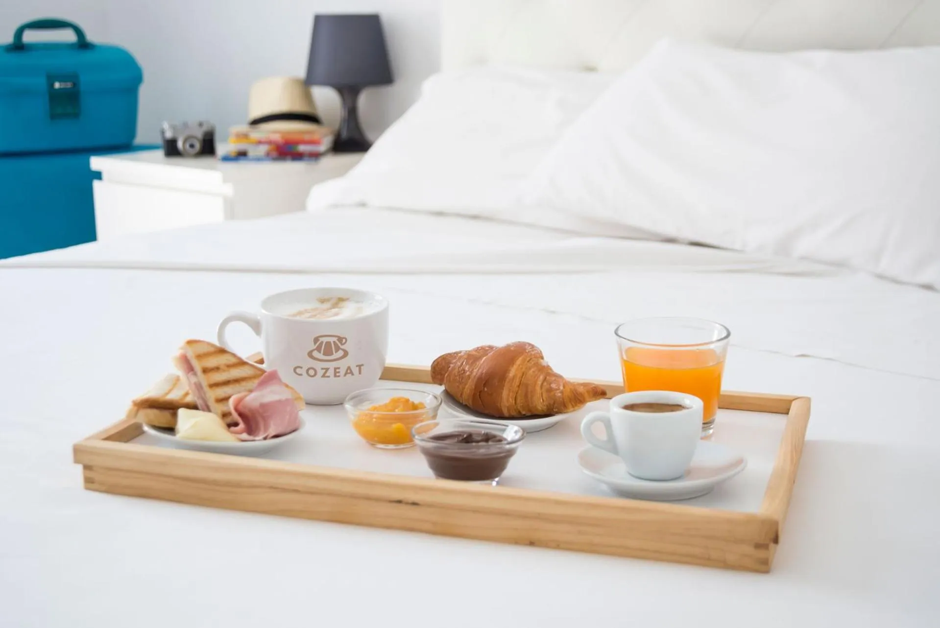 Breakfast, Bed in NF Palace Old City Bucharest