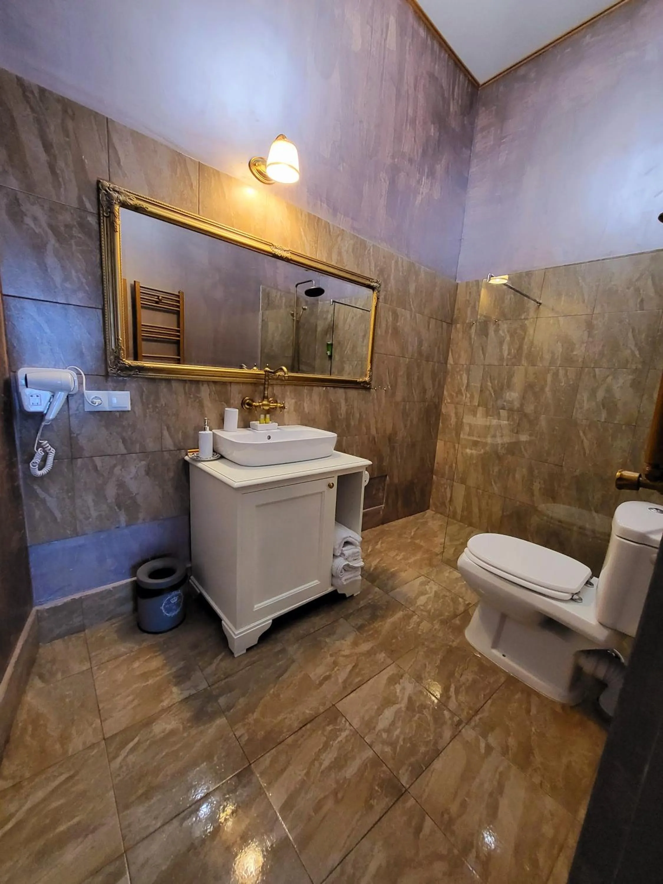 Bathroom in NF Palace Old City Bucharest