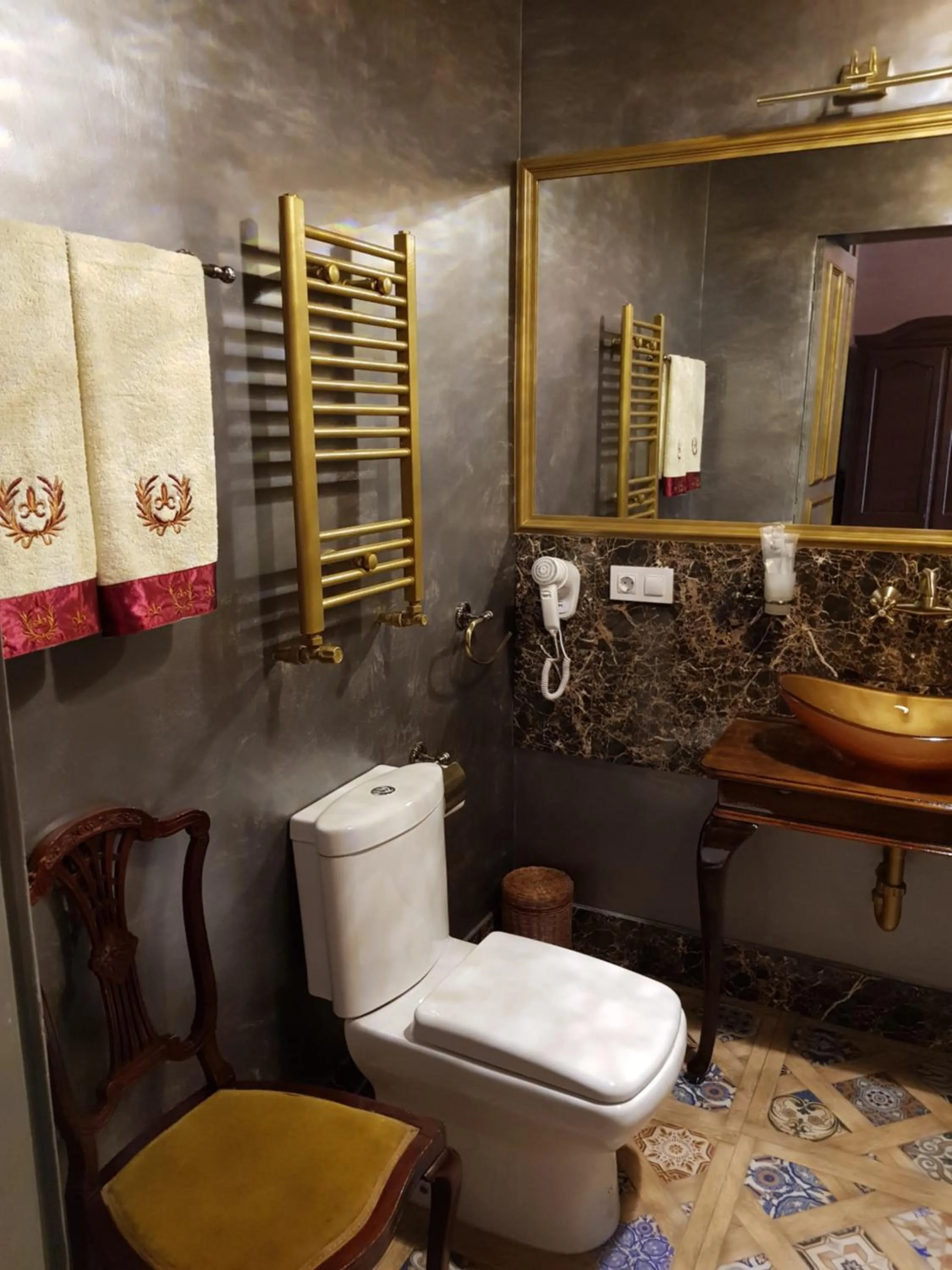 NF Palace Old City Bucharest