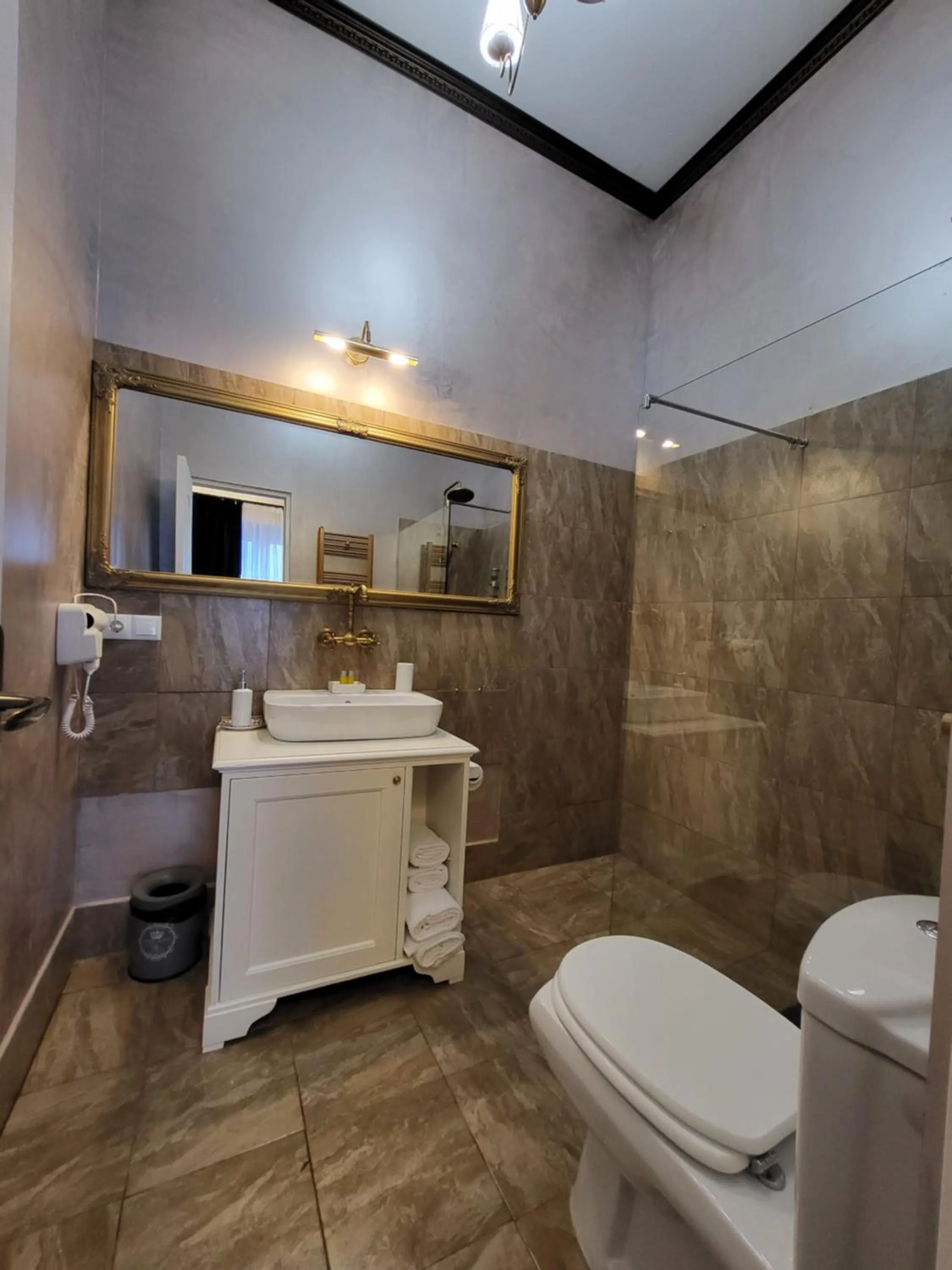 Bathroom in NF Palace Old City Bucharest