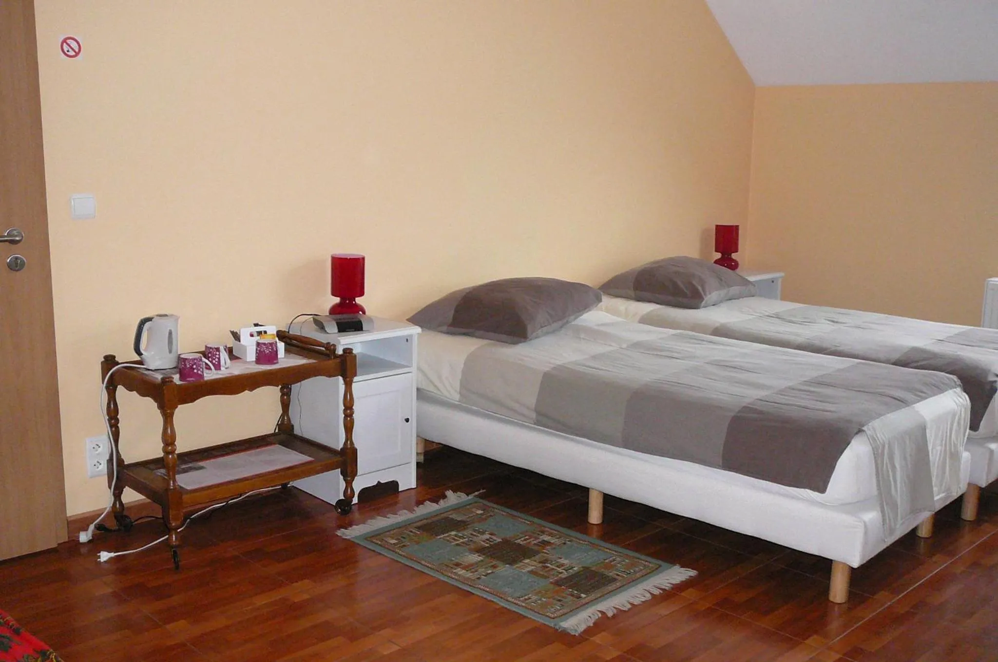 Bed in Le Bernister parking privé