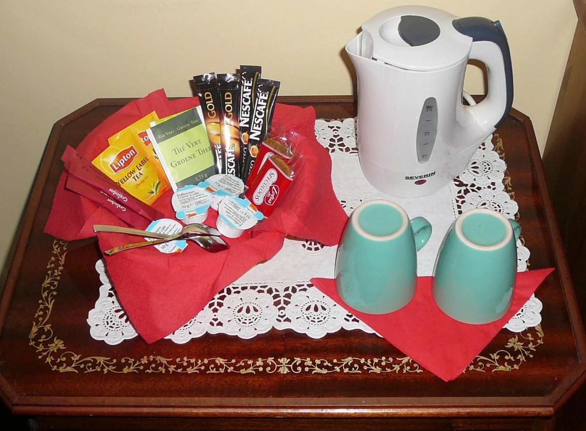 Coffee/tea facilities in Le Bernister parking privé