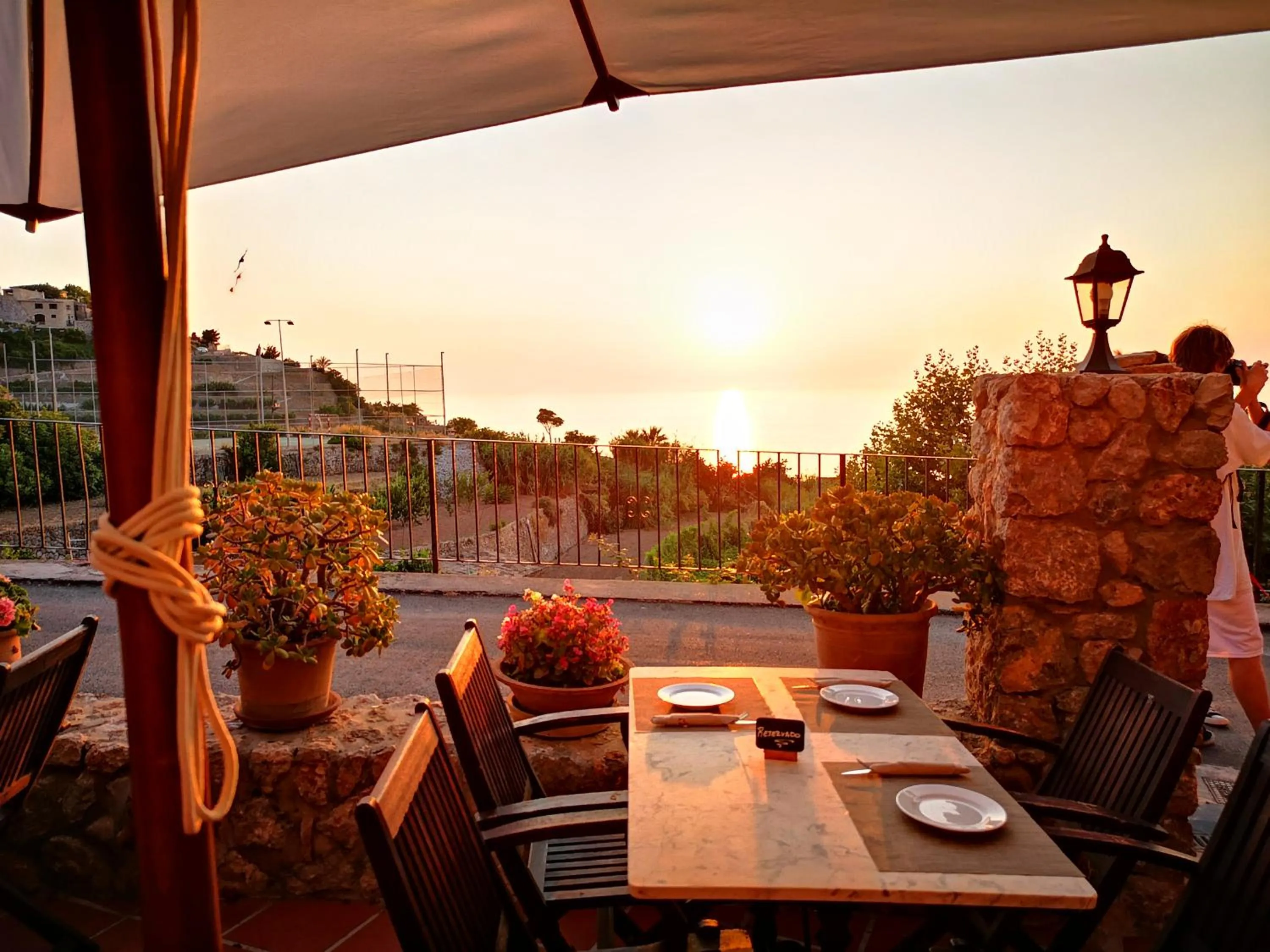 Restaurant/places to eat in Hotel D´Interior Ca Mado Paula