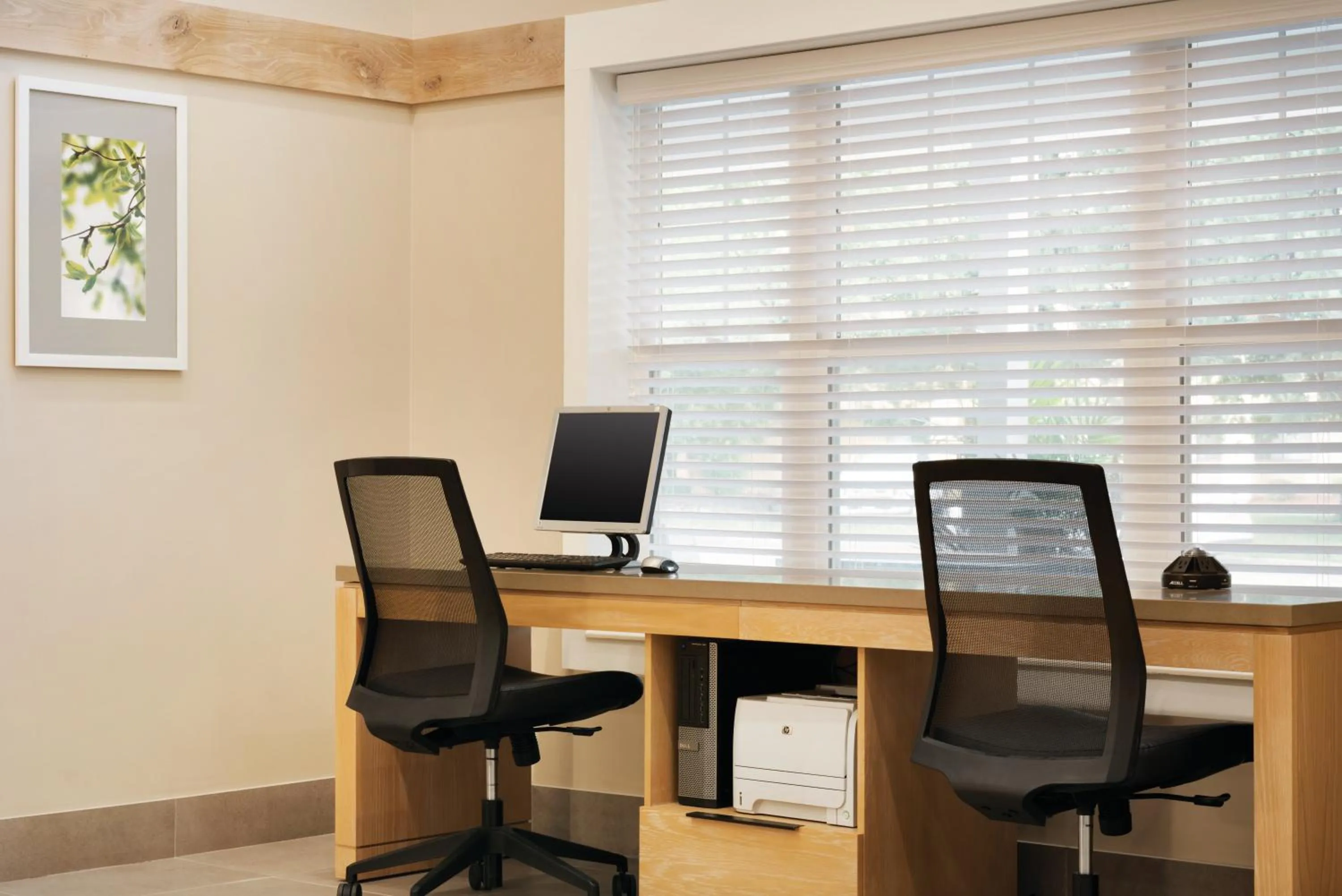 Lobby or reception in Country Inn & Suites by Radisson, Des Moines West, IA