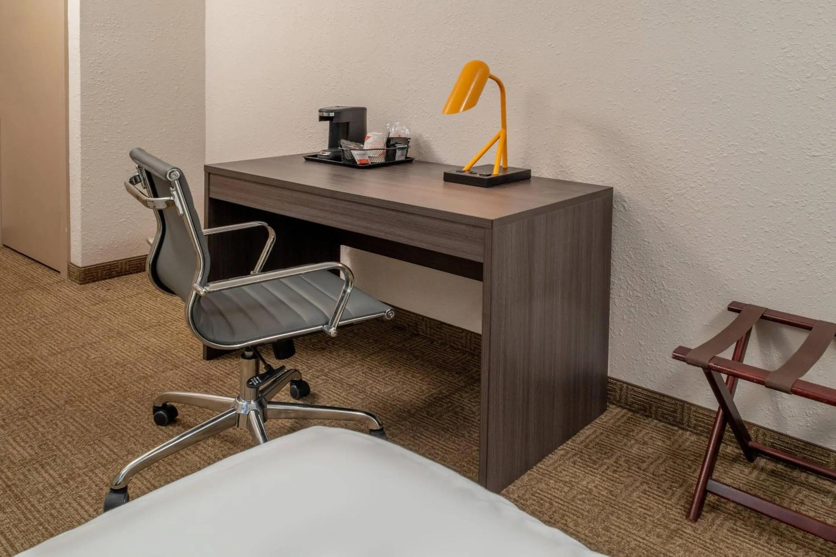 Bedroom in Clarion Pointe Beckley