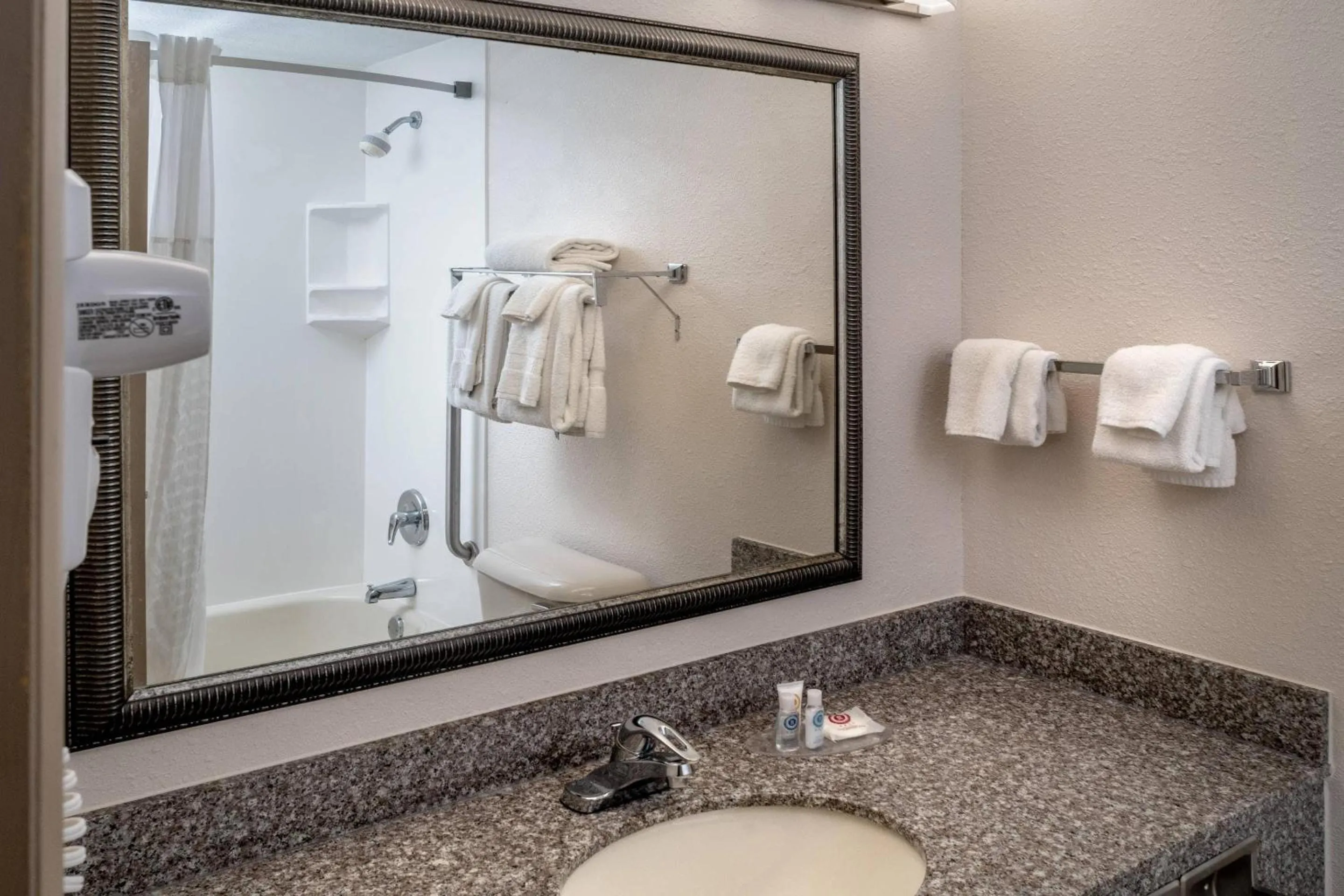 Bedroom in Clarion Pointe Beckley