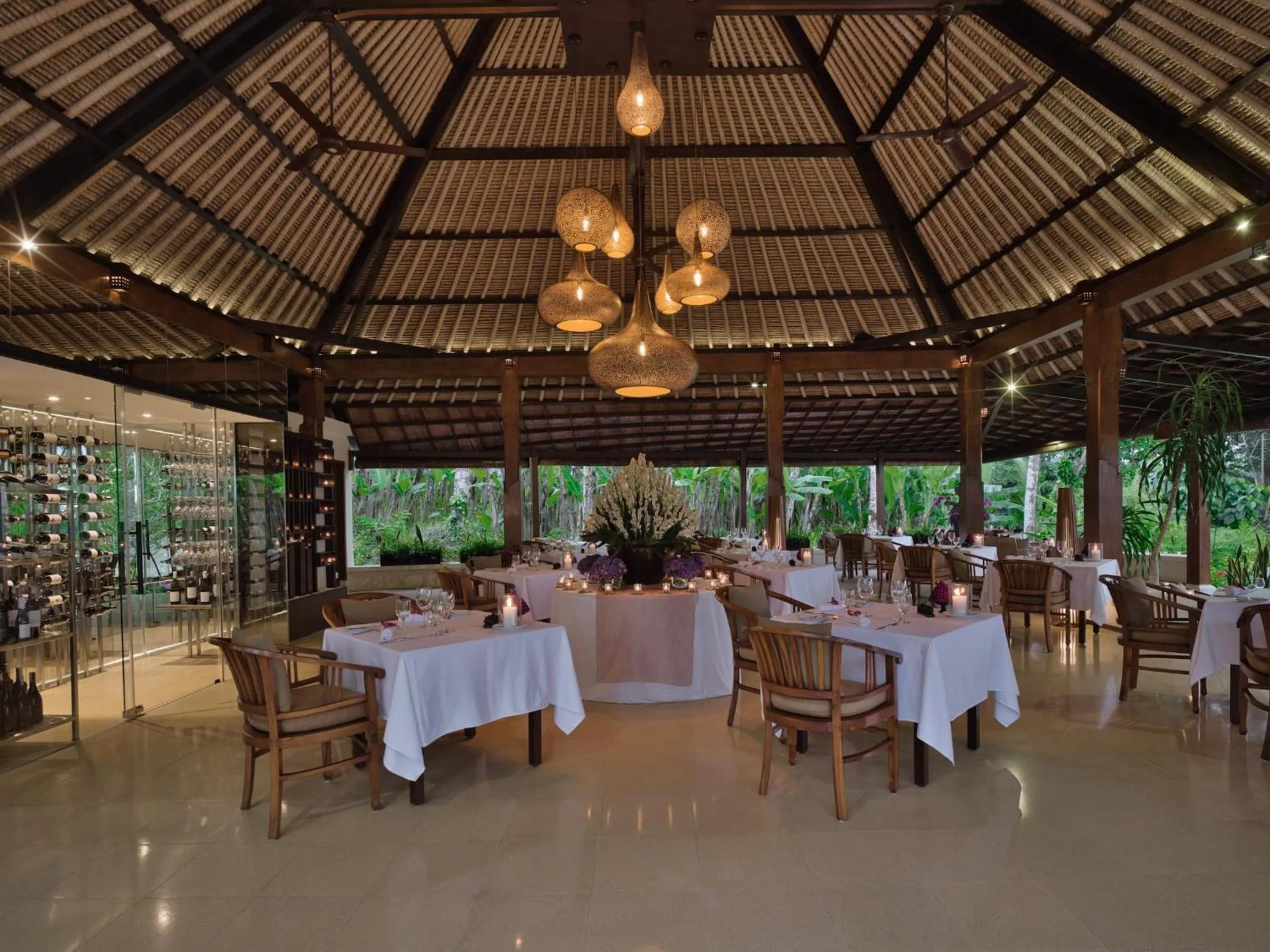 Restaurant/places to eat in Nandini Jungle by Hanging Gardens