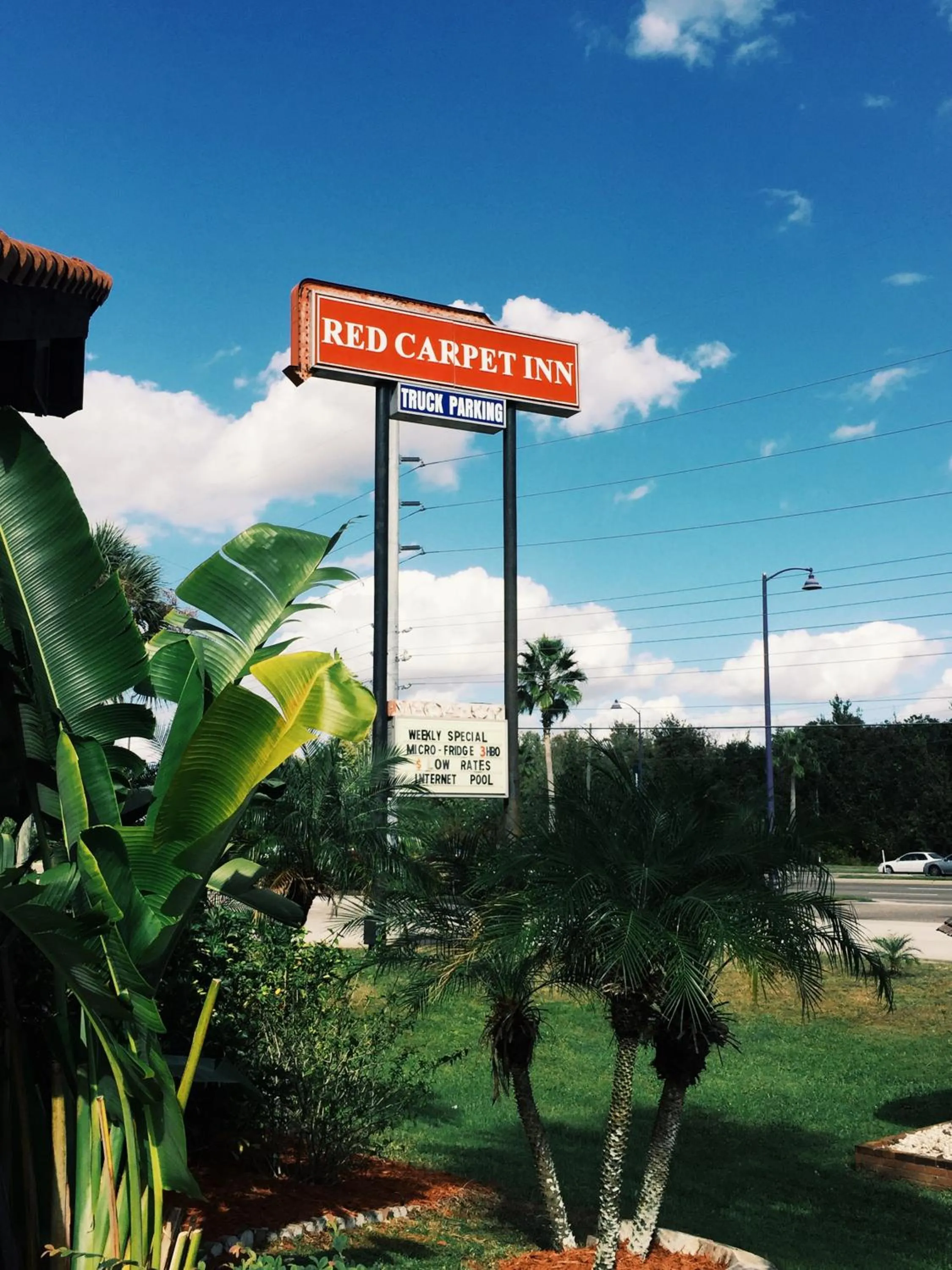 Street view in Red Carpet Inn Kissimmee