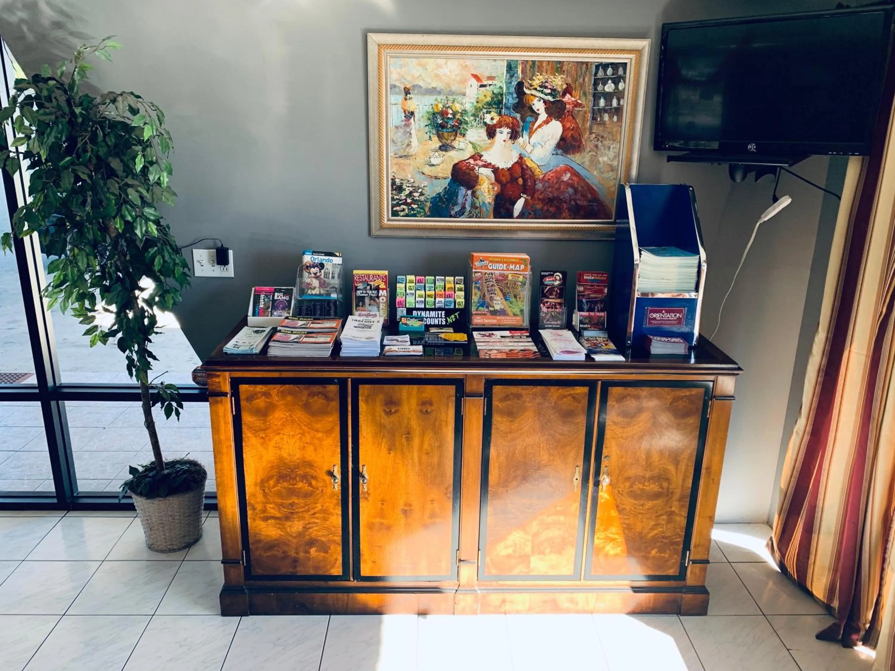 Lobby or reception in Red Carpet Inn Kissimmee