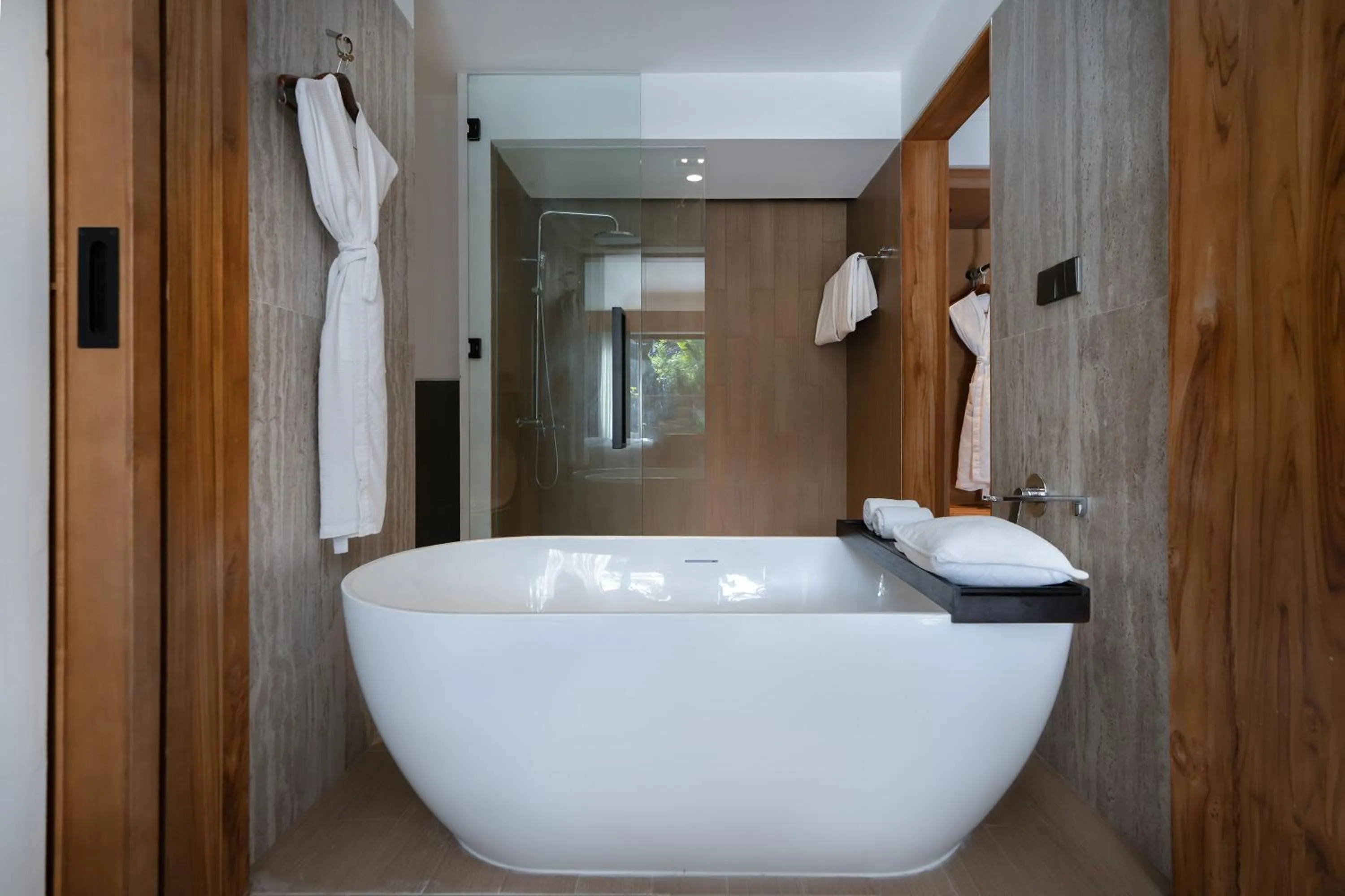 Bath in Rama Beach Resort and Villas
