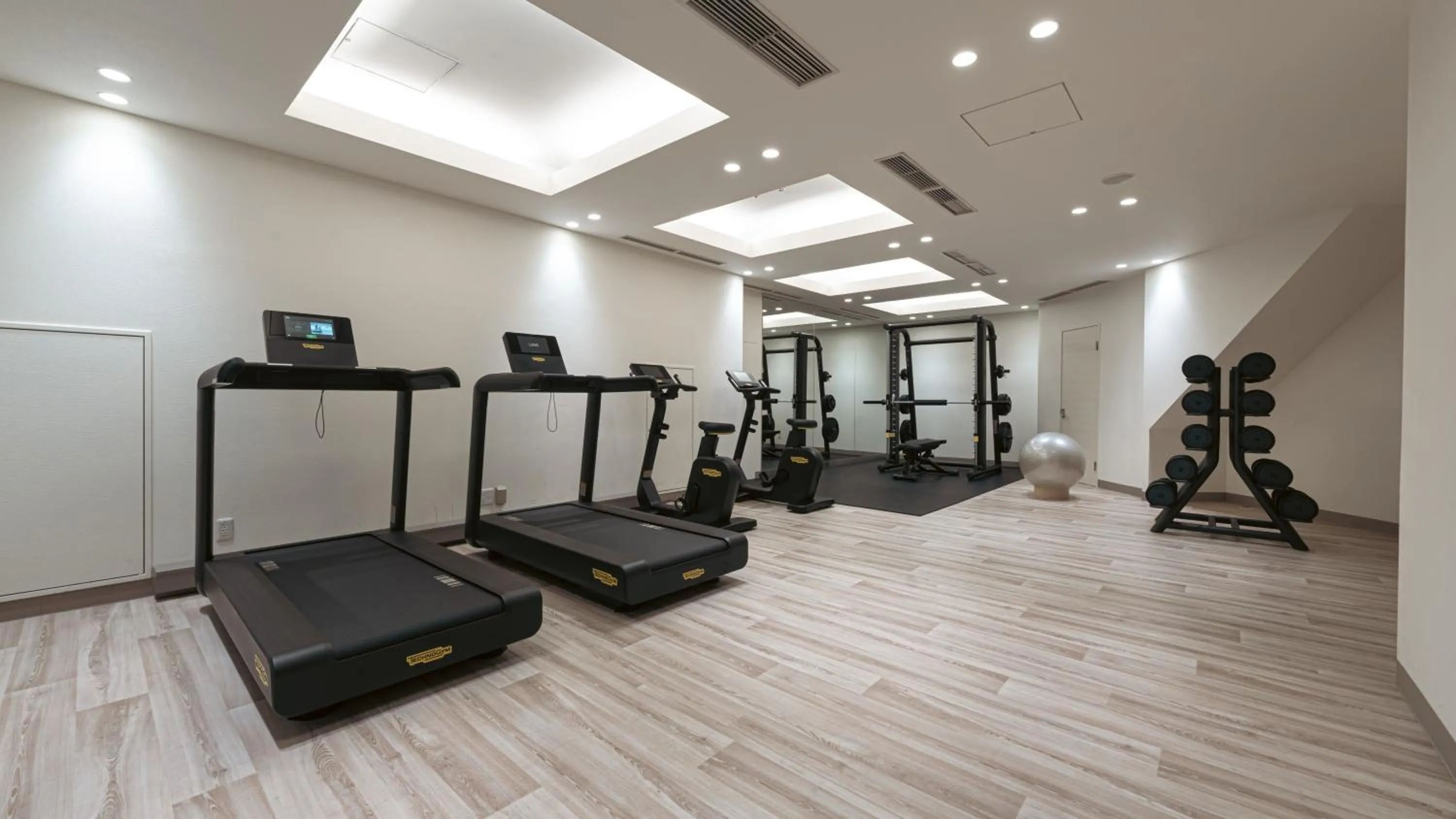 Fitness centre/facilities in Sapporo Prince Hotel