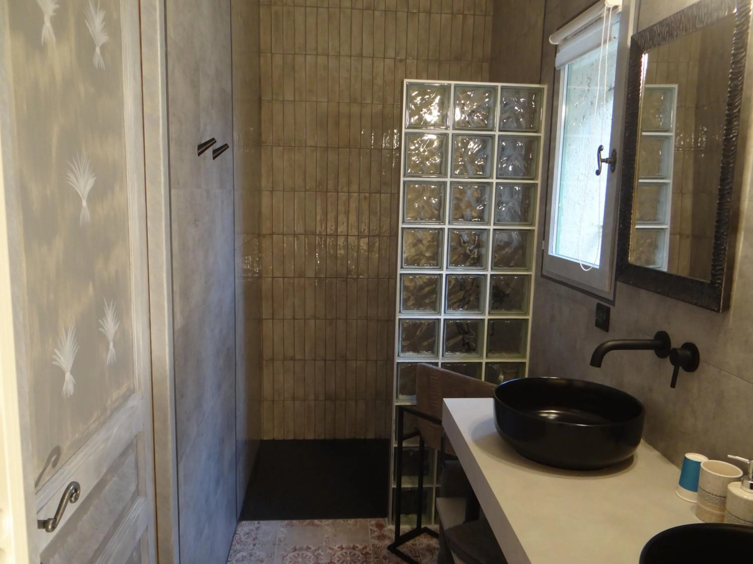 Bathroom in Mas Val-Chênaie Gordes