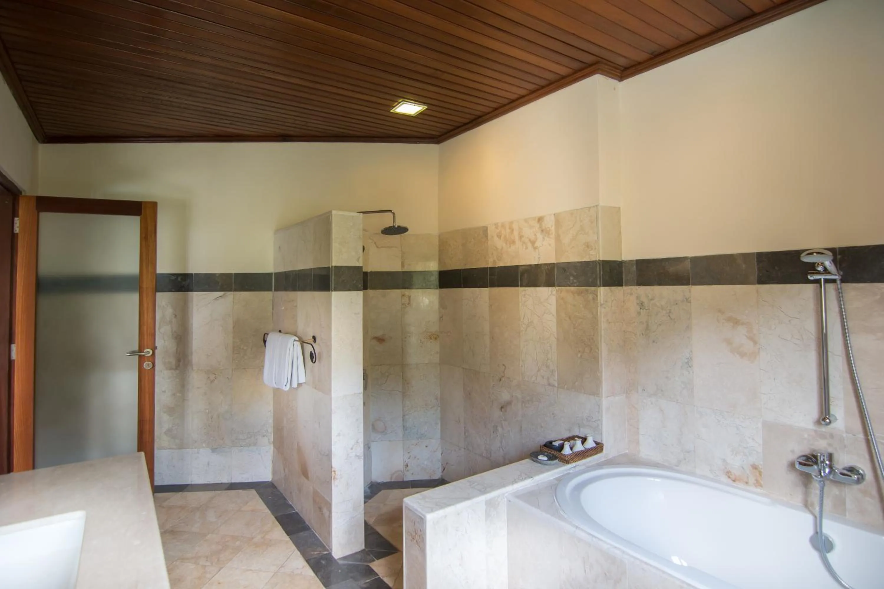 Shower in The Payogan Villa Resort and Spa