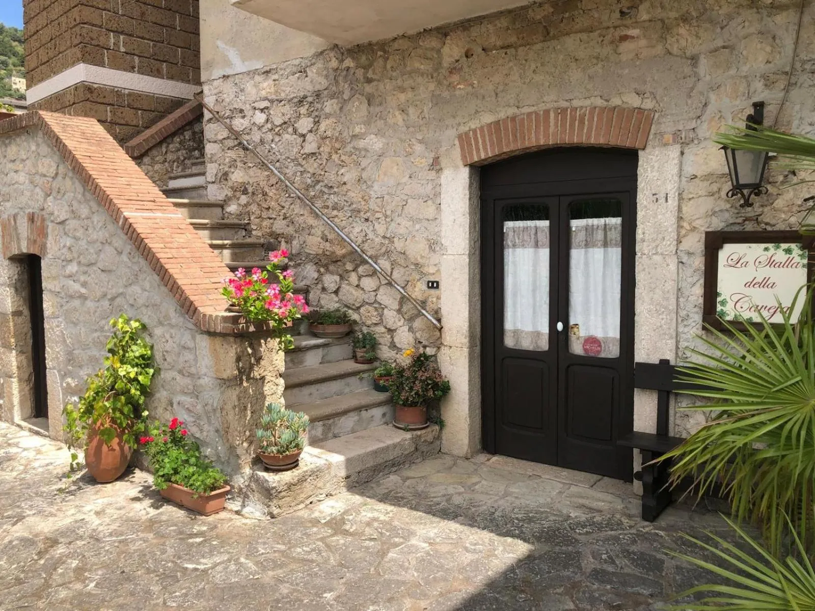 Property building in La Caveja