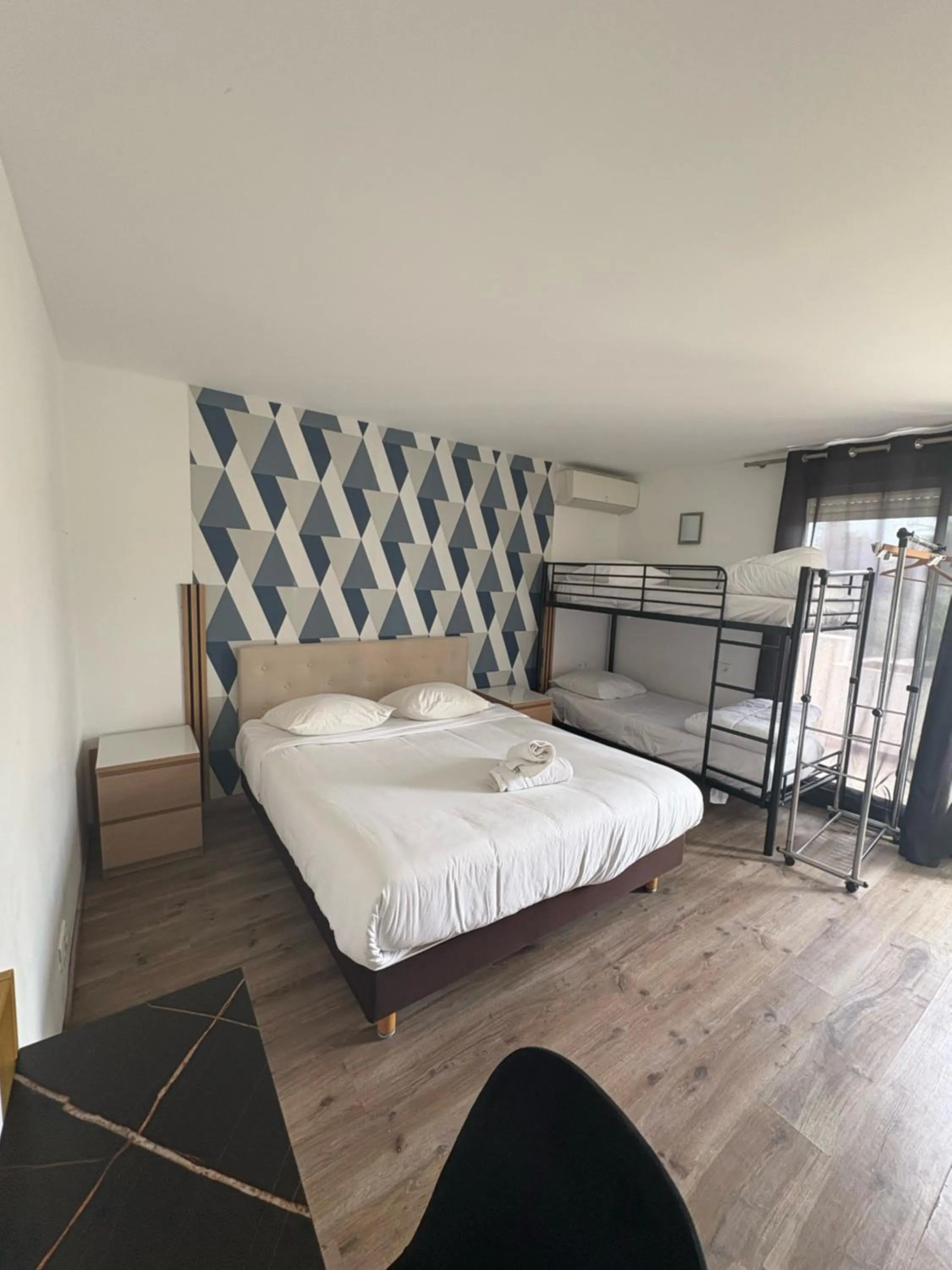 Bed in Hotel Sable Et Soleil - Port, Plage & Jacuzzi privé