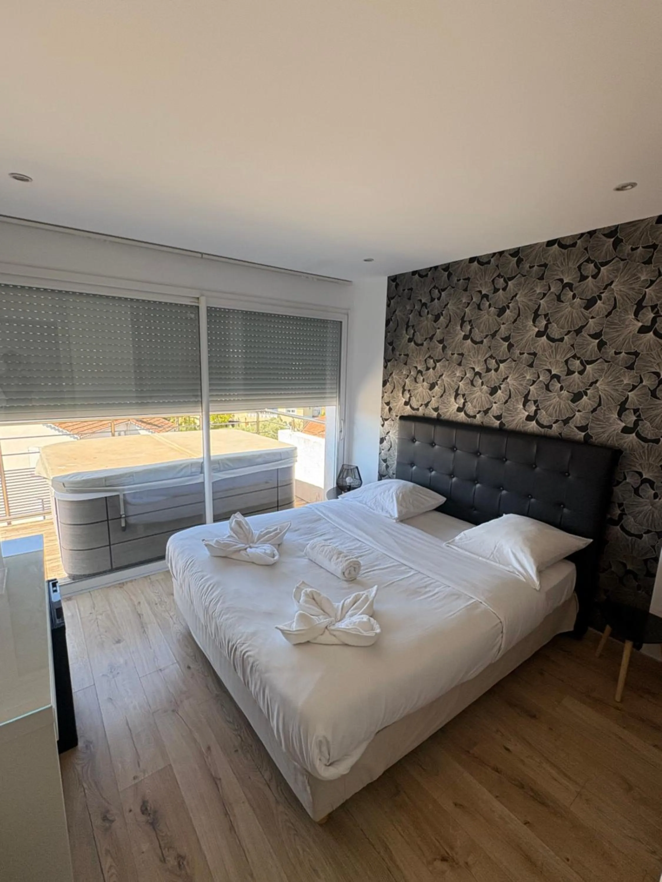 Bed in Hotel Sable Et Soleil - Port, Plage & Jacuzzi privé