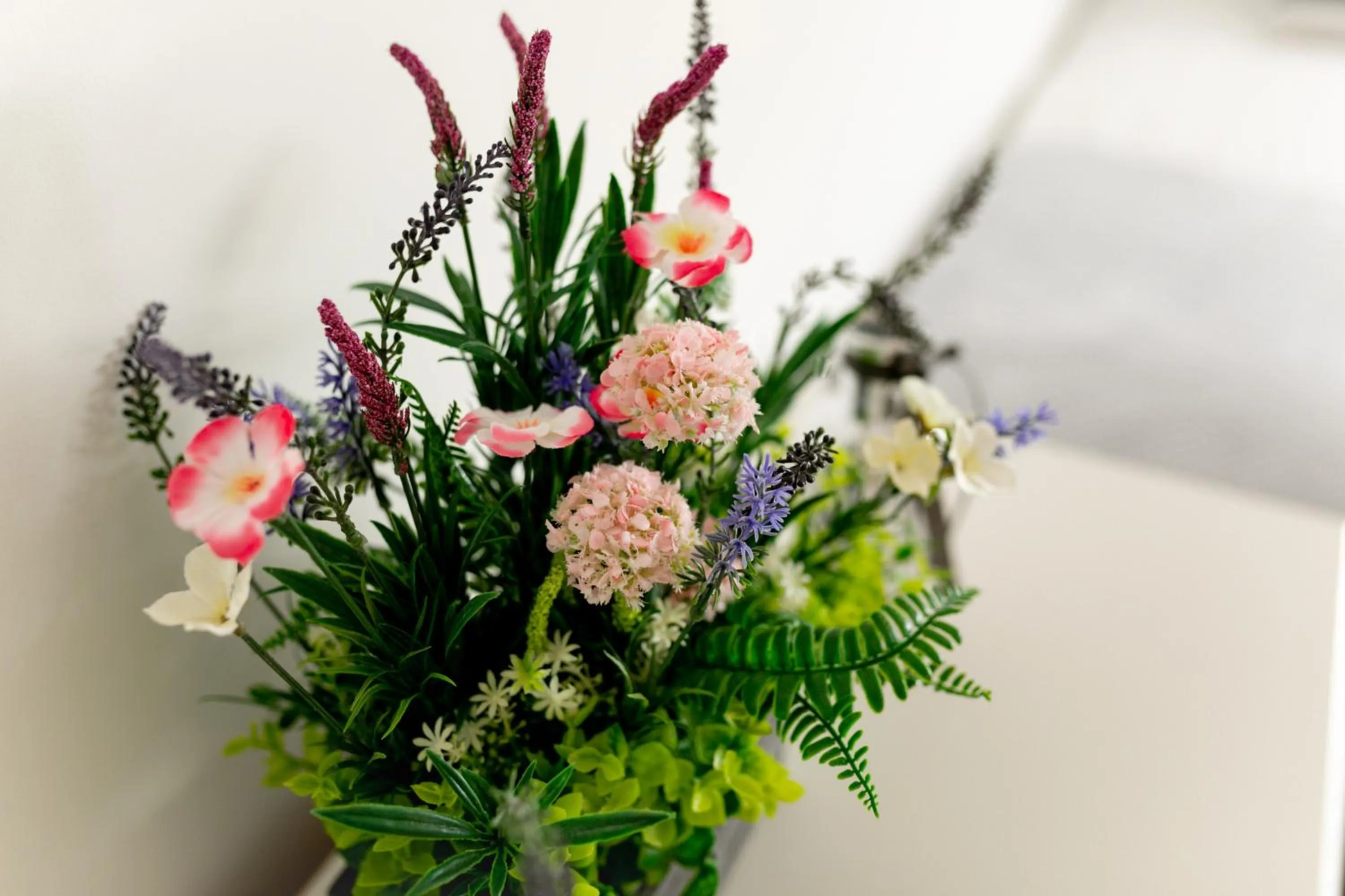 Food and drinks in Skyvillion - COZY APARTMENTS in Enfield Town With Free Parking & Wifi