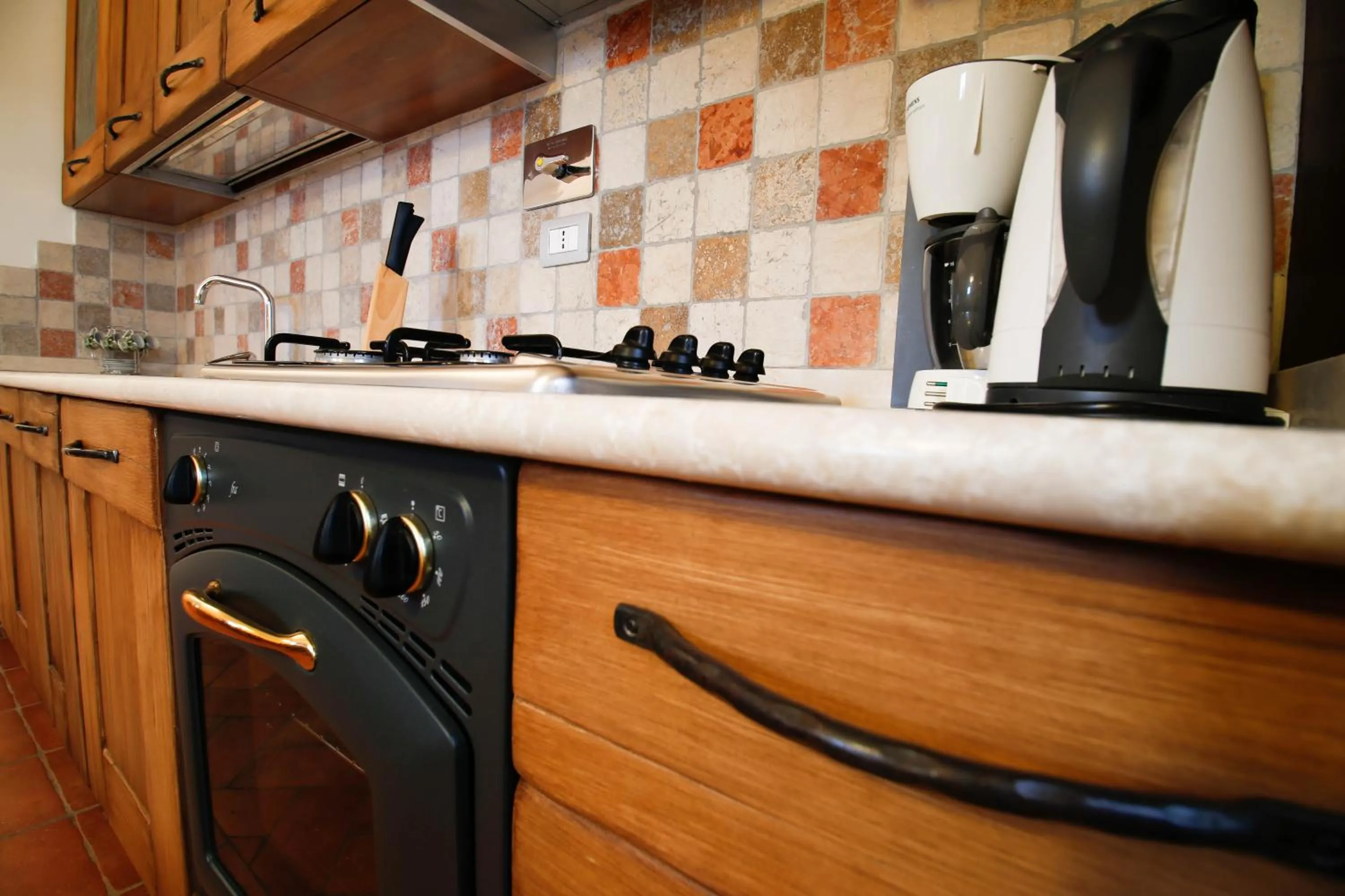 Coffee/tea facilities in Gatto Bianco Tizzauli