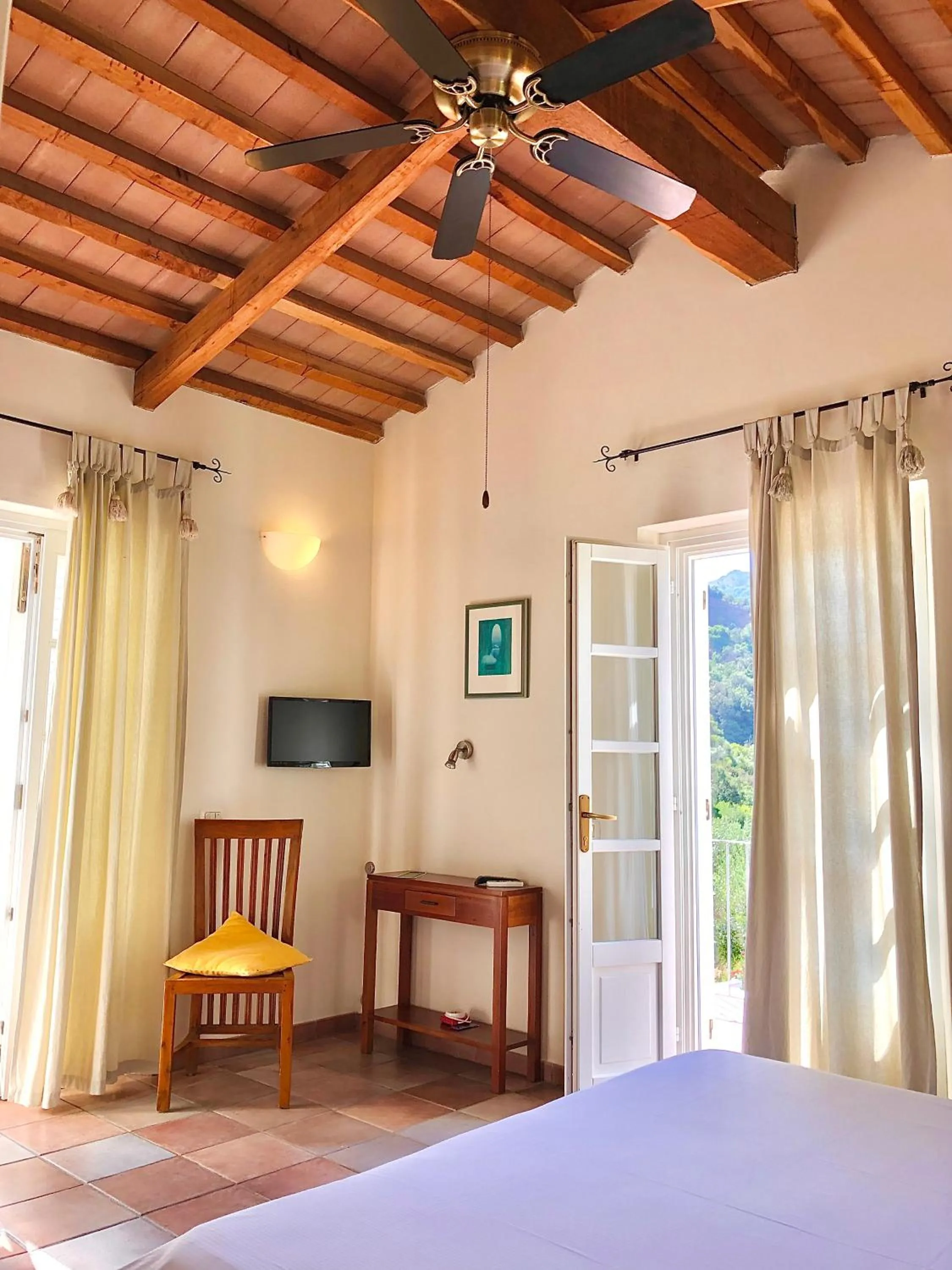 Bed in Hotel Santo Stefano